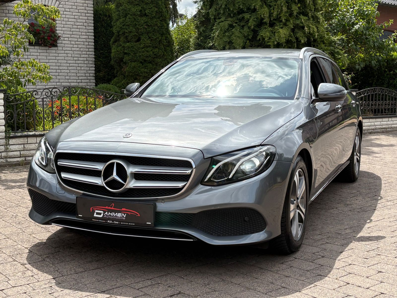 Mercedes-Benz E 220 d E T-Modell/Sehr Gepflegt/1 Hand/S Heft/.