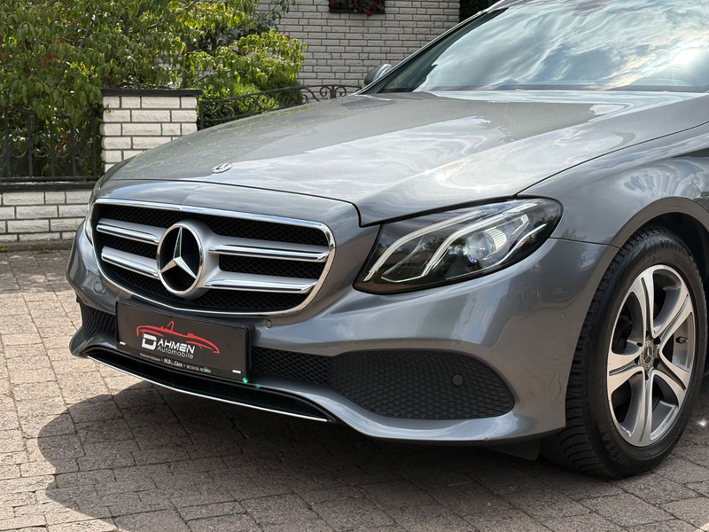Mercedes-Benz E 220 d E T-Modell/Sehr Gepflegt/1 Hand/S Heft/. — photo 2