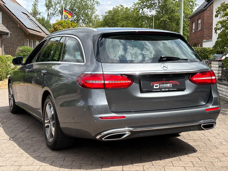 Mercedes-Benz E 220 d E T-Modell/Sehr Gepflegt/1 Hand/S Heft/. — photo 4