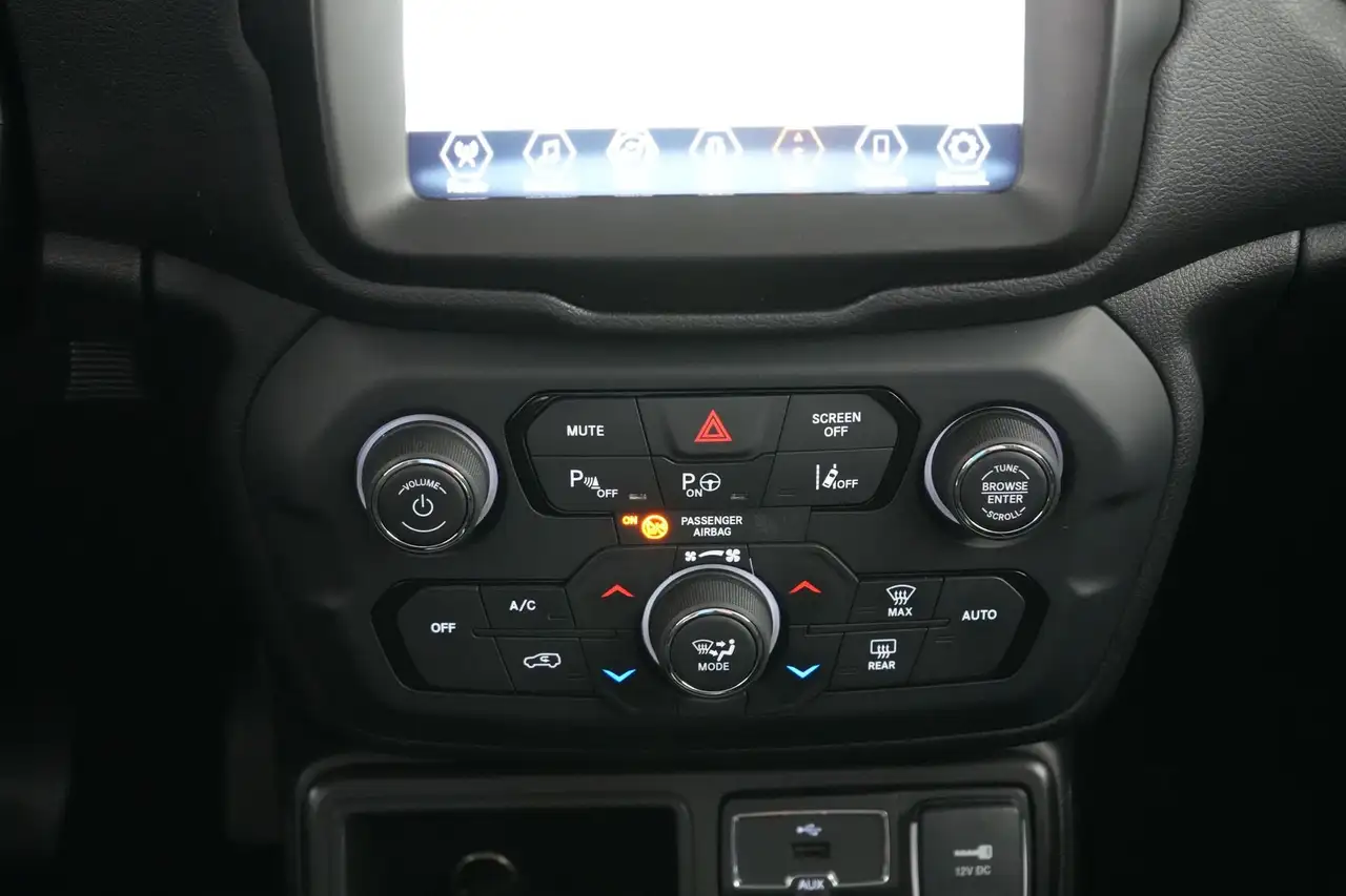 Jeep Renegade 1.6 M-Jet Limited|NAV|ACC|PDC|CAM|SHZG 13