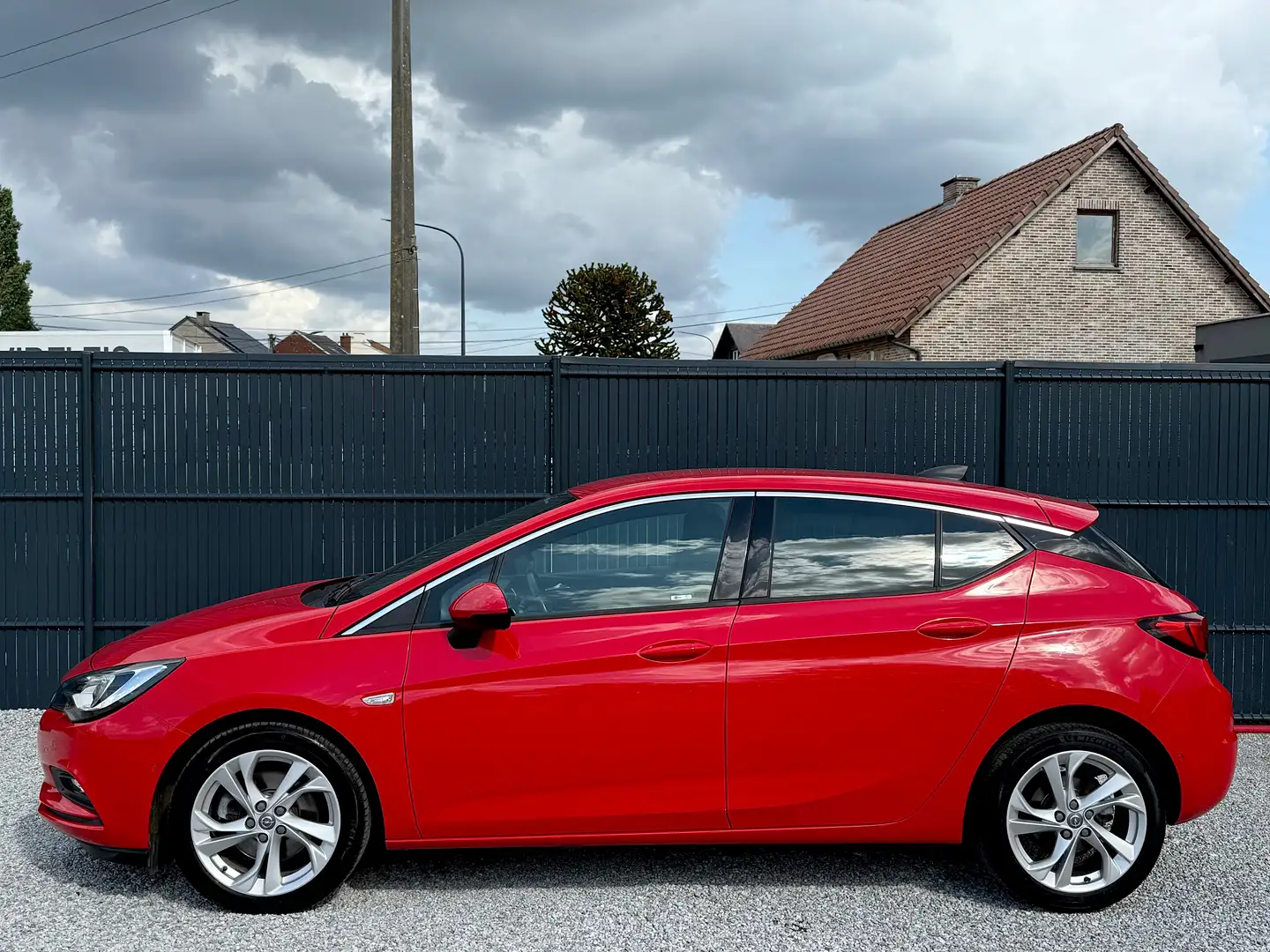 Opel Astra Astra 1.6 CDTi ecoFLEX/ Edit Cosmo / Full Carnet Rouge - 2