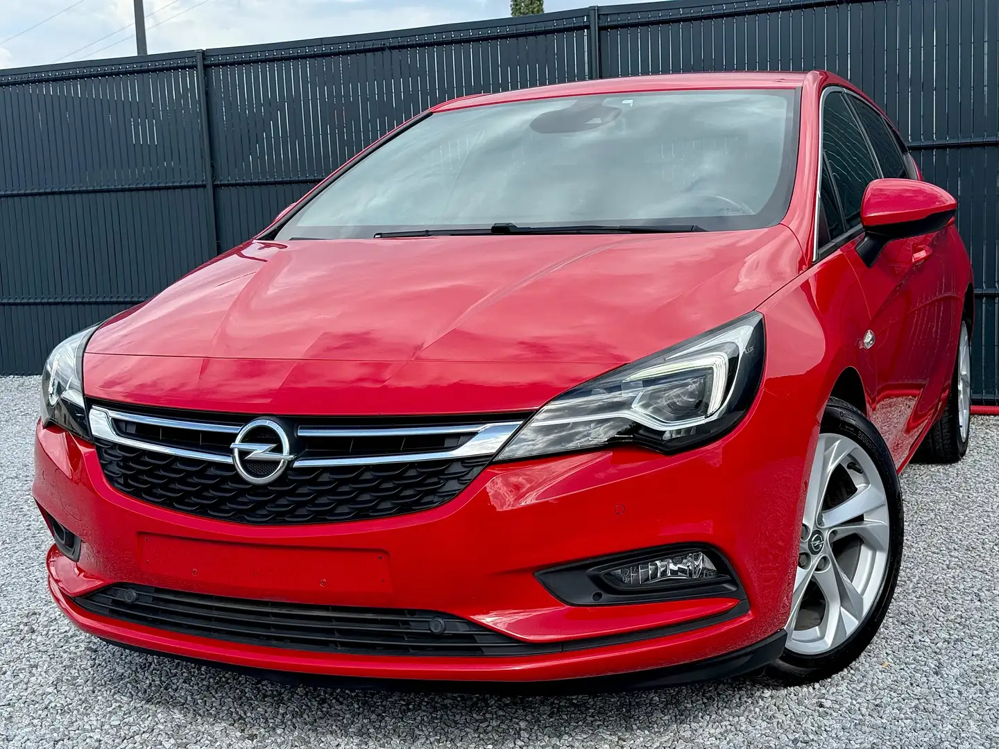 Opel Astra Astra 1.6 CDTi ecoFLEX/ Edit Cosmo / Full Carnet Rouge - 1