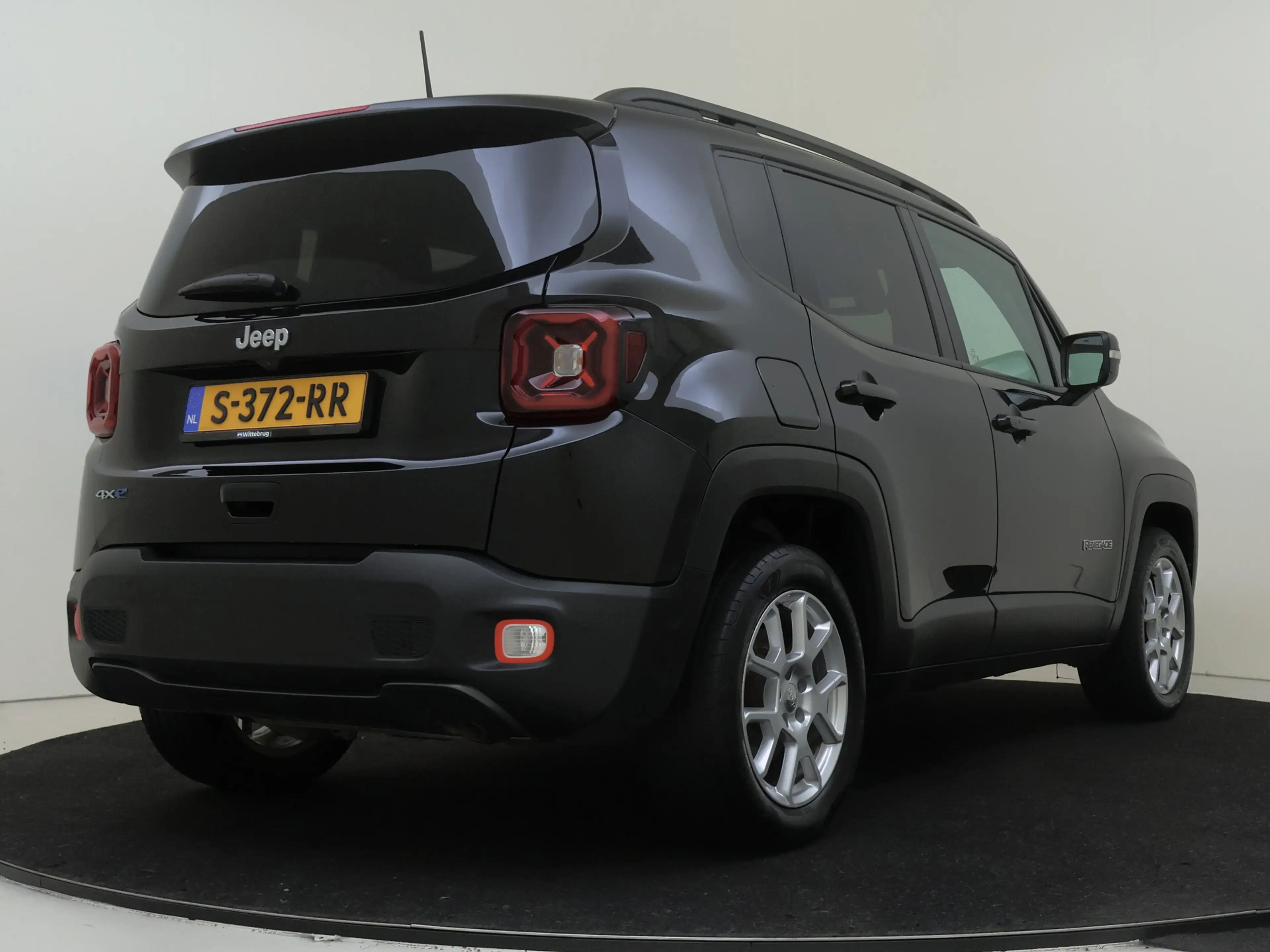 Jeep Renegade 4xe 190 Plug-in Hybrid Limited | | 4WD | Camera | — photo 8