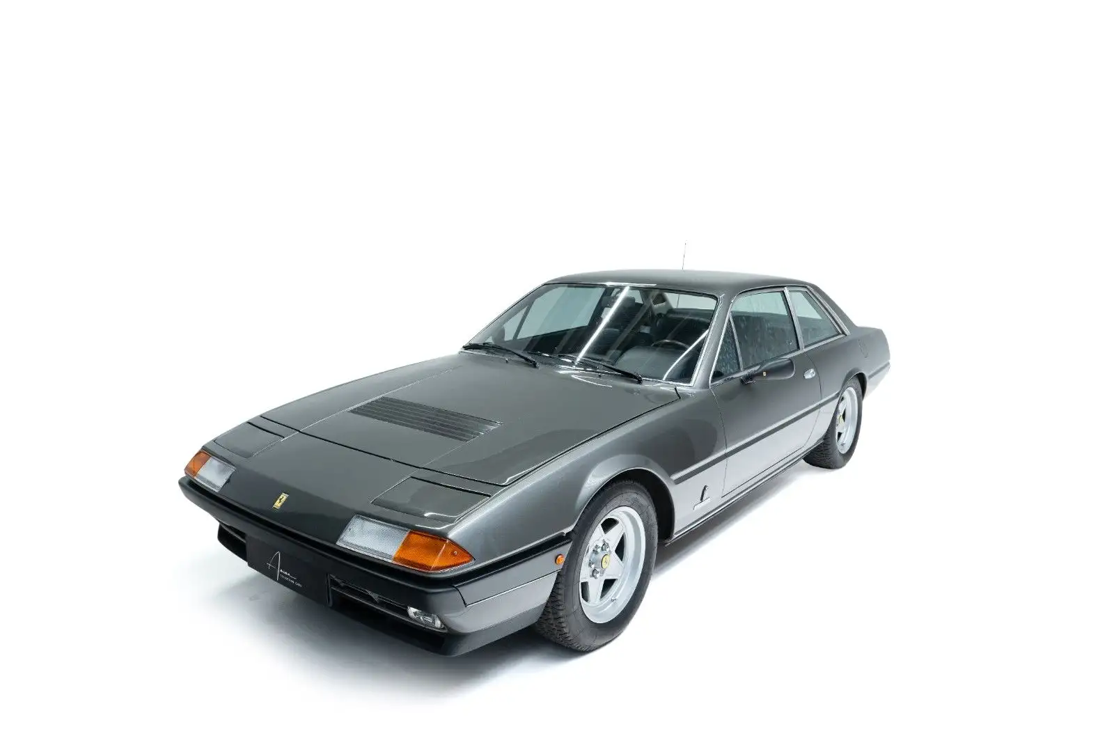 Ferrari i