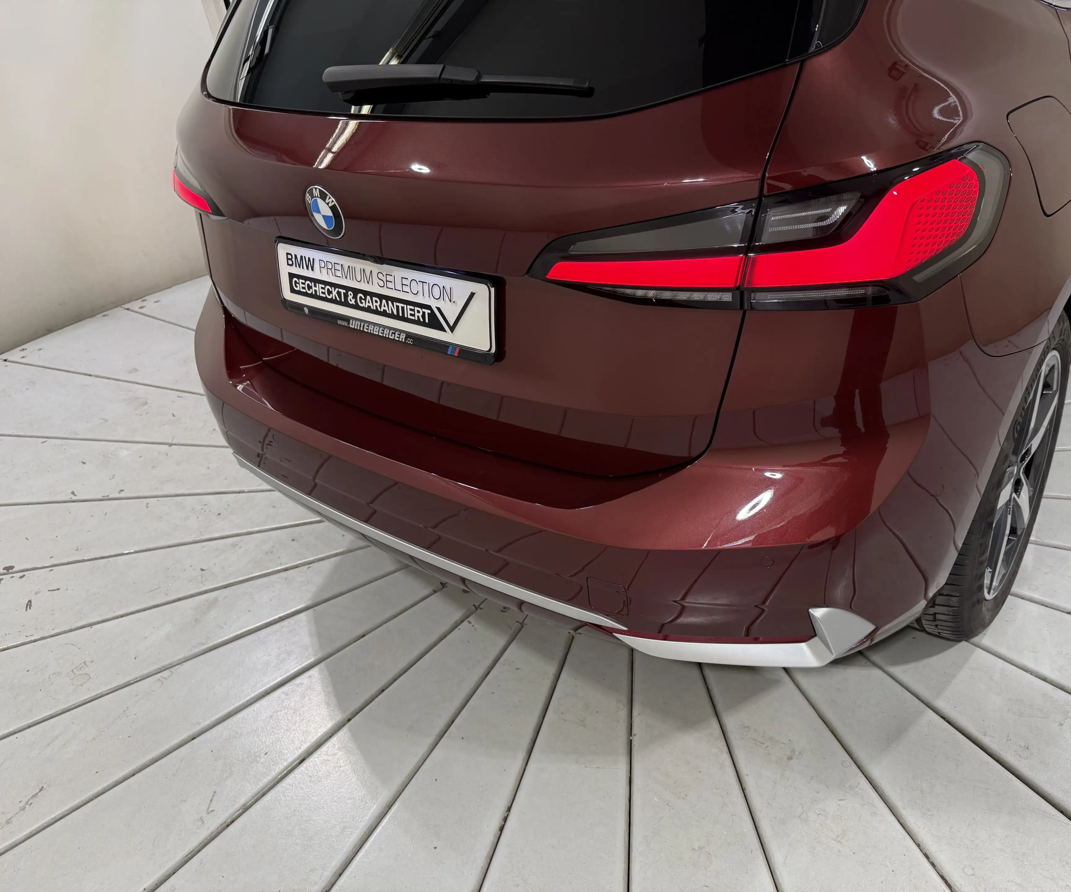 BMW 223 i Active Tourer Luxury Line ACC 360° Pano HUD — photo 7