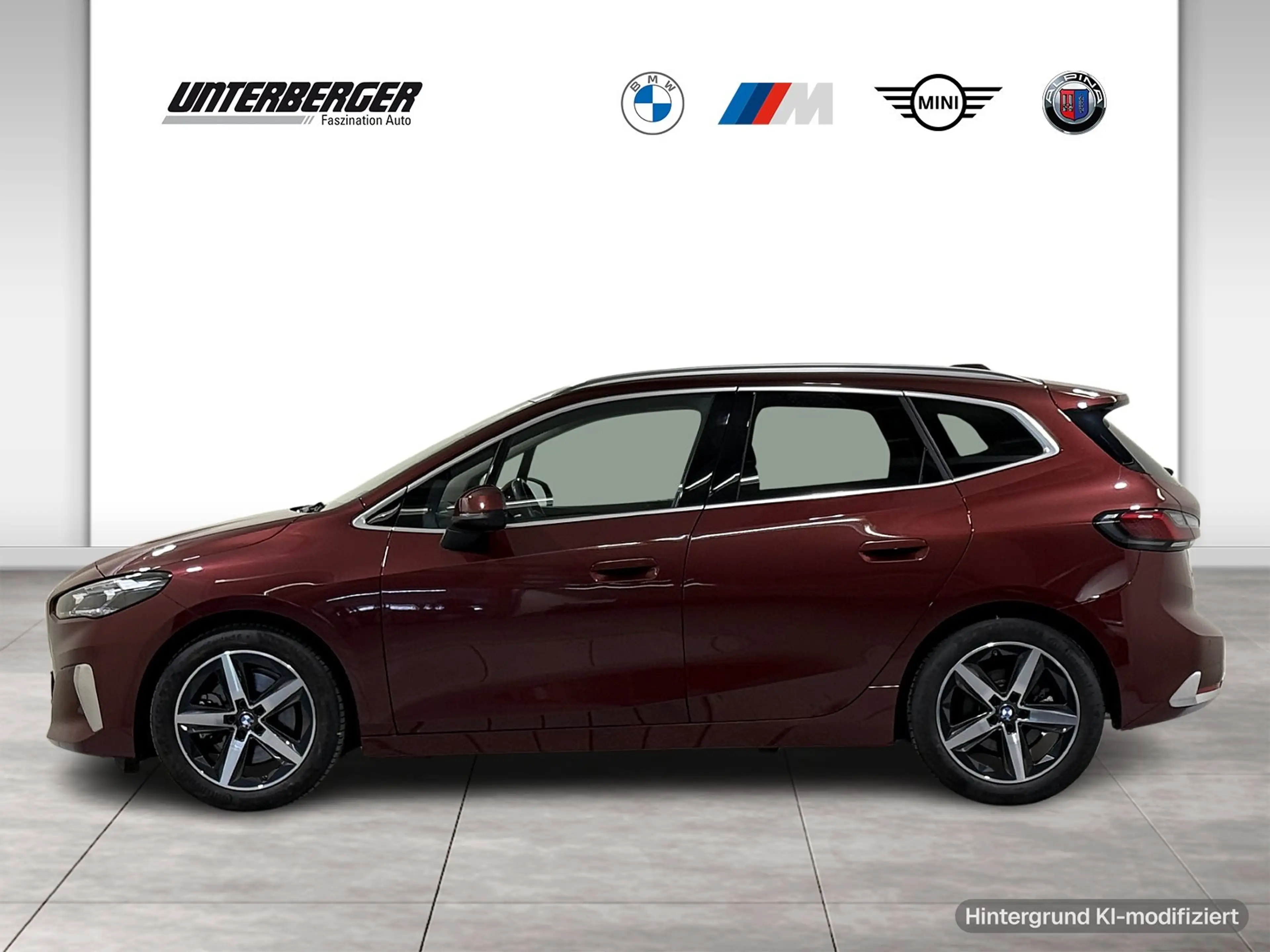 BMW 223 i Active Tourer Luxury Line ACC 360° Pano HUD — photo 2