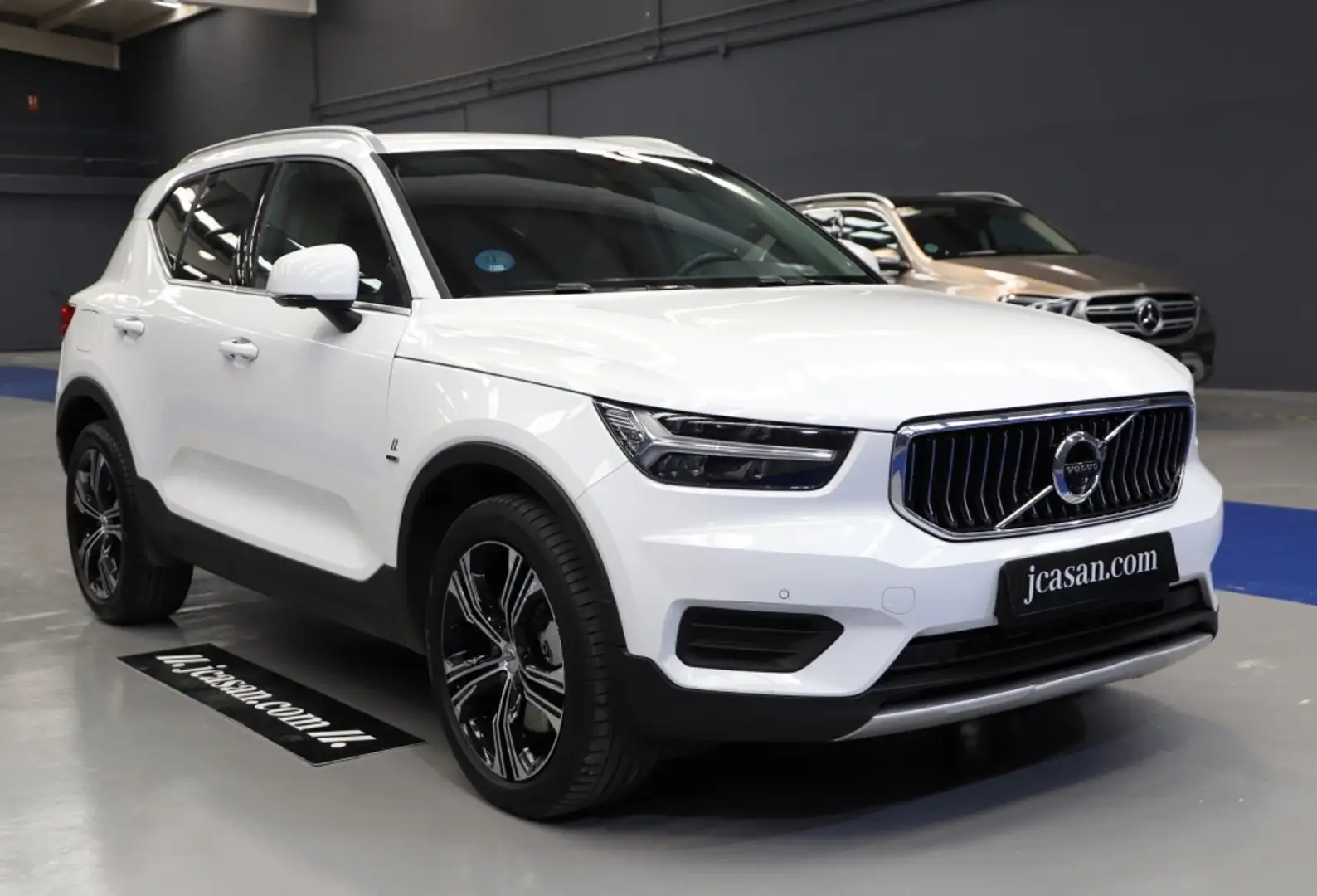 Volvo XC40 T5 Recharge Inscription Aut. Wit - 2