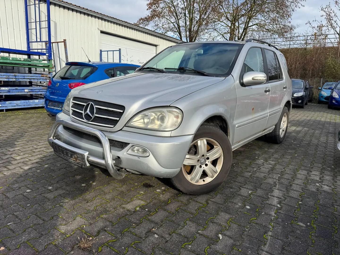 Mercedes-Benz ML 270 ML 270 CDI (163.113) Automatik Silber - 1