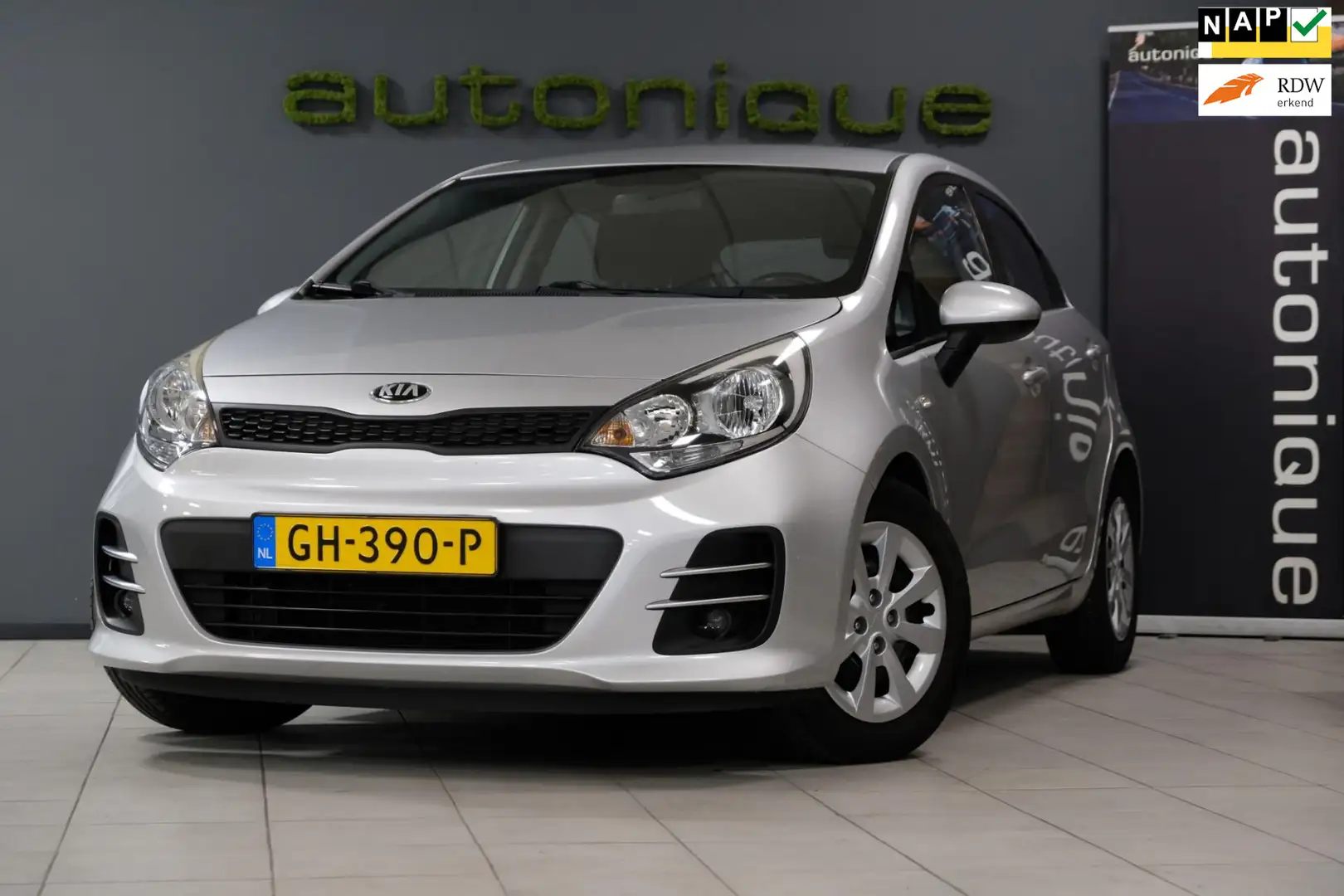 Kia Rio 1.2 CVVT ComfortLine airco/cruise/tr.haak Grau - 1