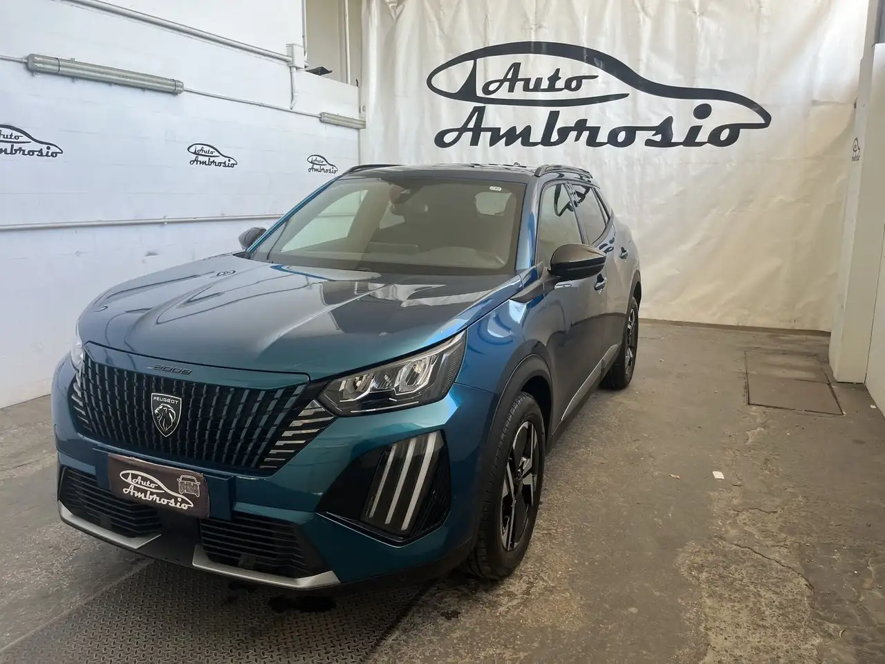 Peugeot 2008 2008 1.2 puretech Allure s&s 100cv TUA DA 189,00 AL MESE — photo 1 of 14