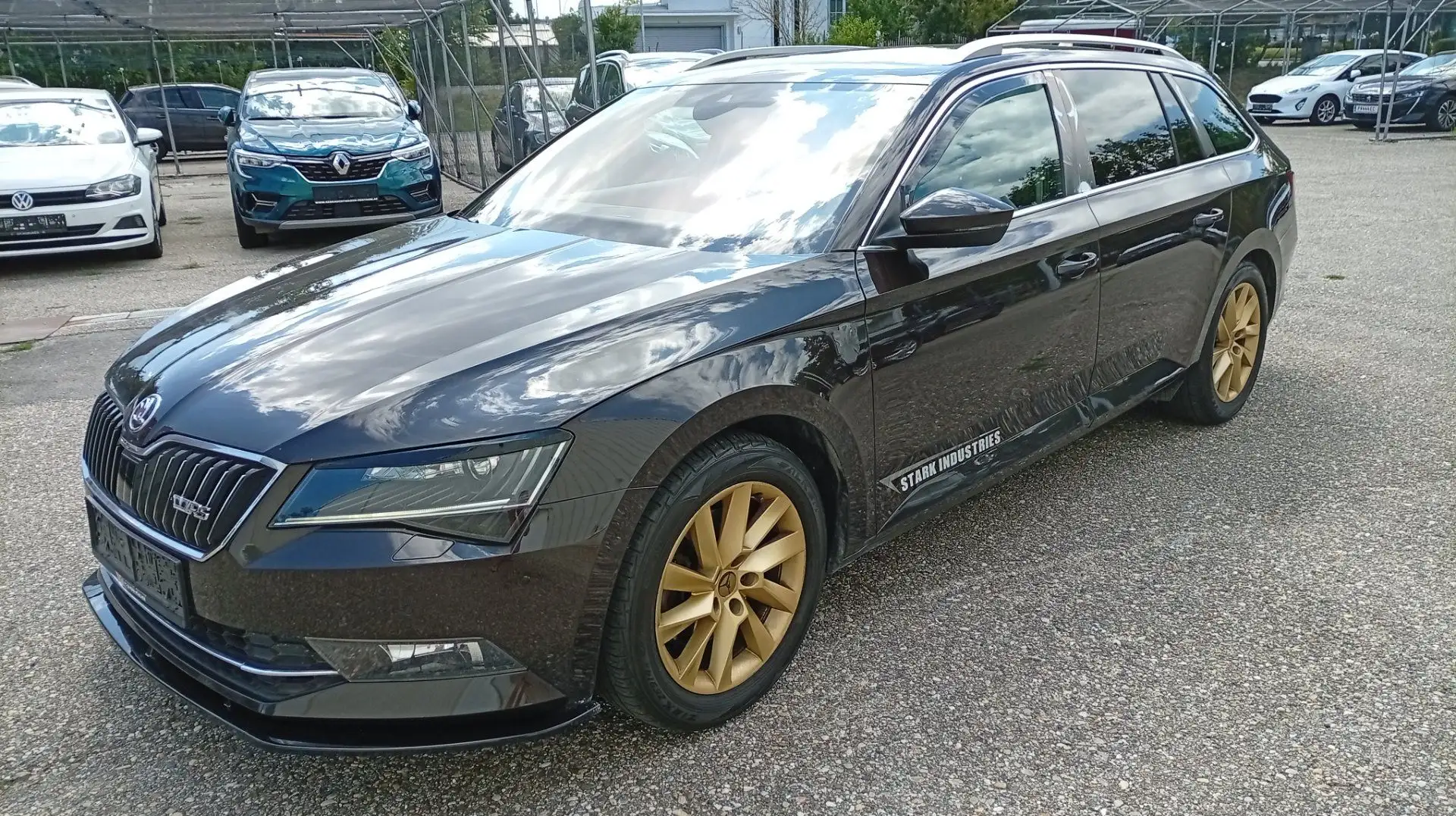 Skoda Superb 1.6 TDI Style Green tec Braun - 1