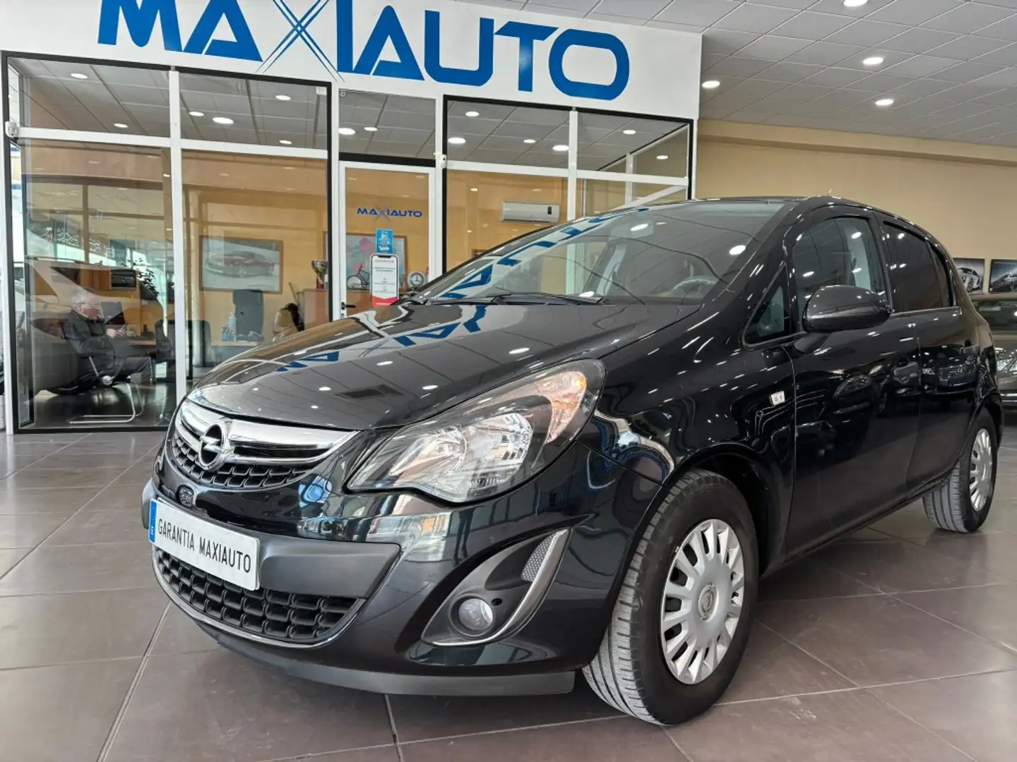 Opel Corsa 1.3CDTI Expression 75 Negro - 1