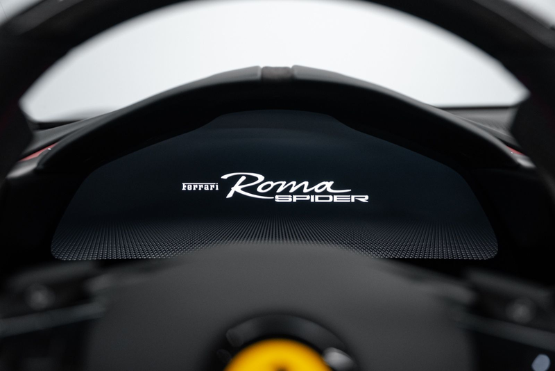 Ferrari Roma Spider CARBON/DAYTONA/PASSENGER DISPLAY — photo 14