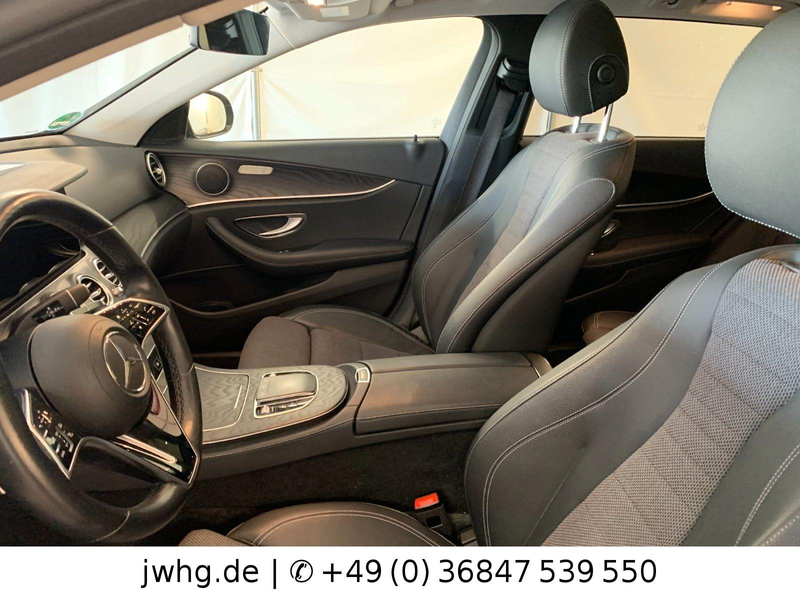 Mercedes-Benz E 300 de Avantg Multibeam Distronic+ Pano Night — photo 11
