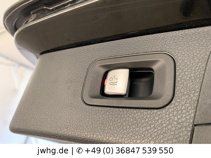 Mercedes-Benz E 300 de Avantg Multibeam Distronic+ Pano Night — photo 7