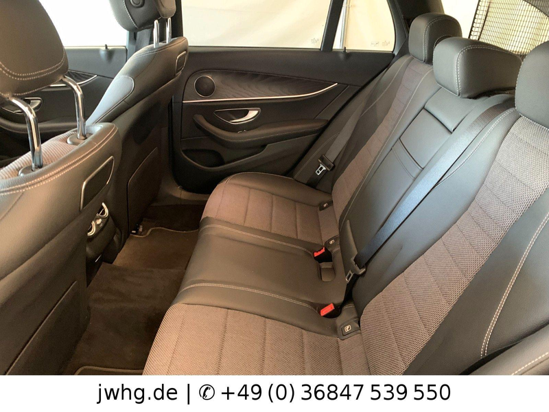 Mercedes-Benz E 300 de Avantg Multibeam Distronic+ Pano Night — photo 10