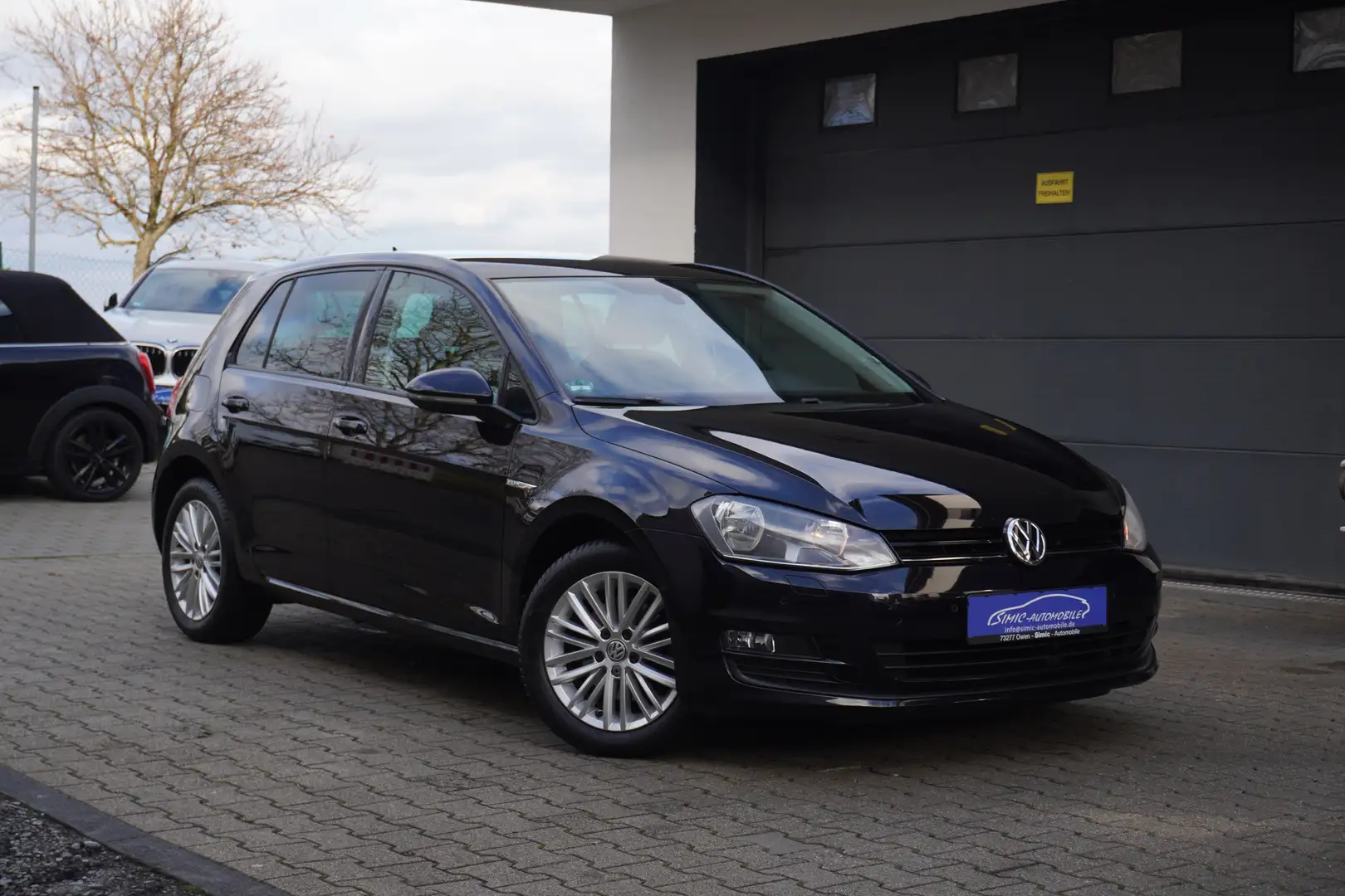 Volkswagen Golf 1.4 TSI Cup PDC+NAVI+AHK+ALU+TEMPOMAT+KLIMA Schwarz - 1
