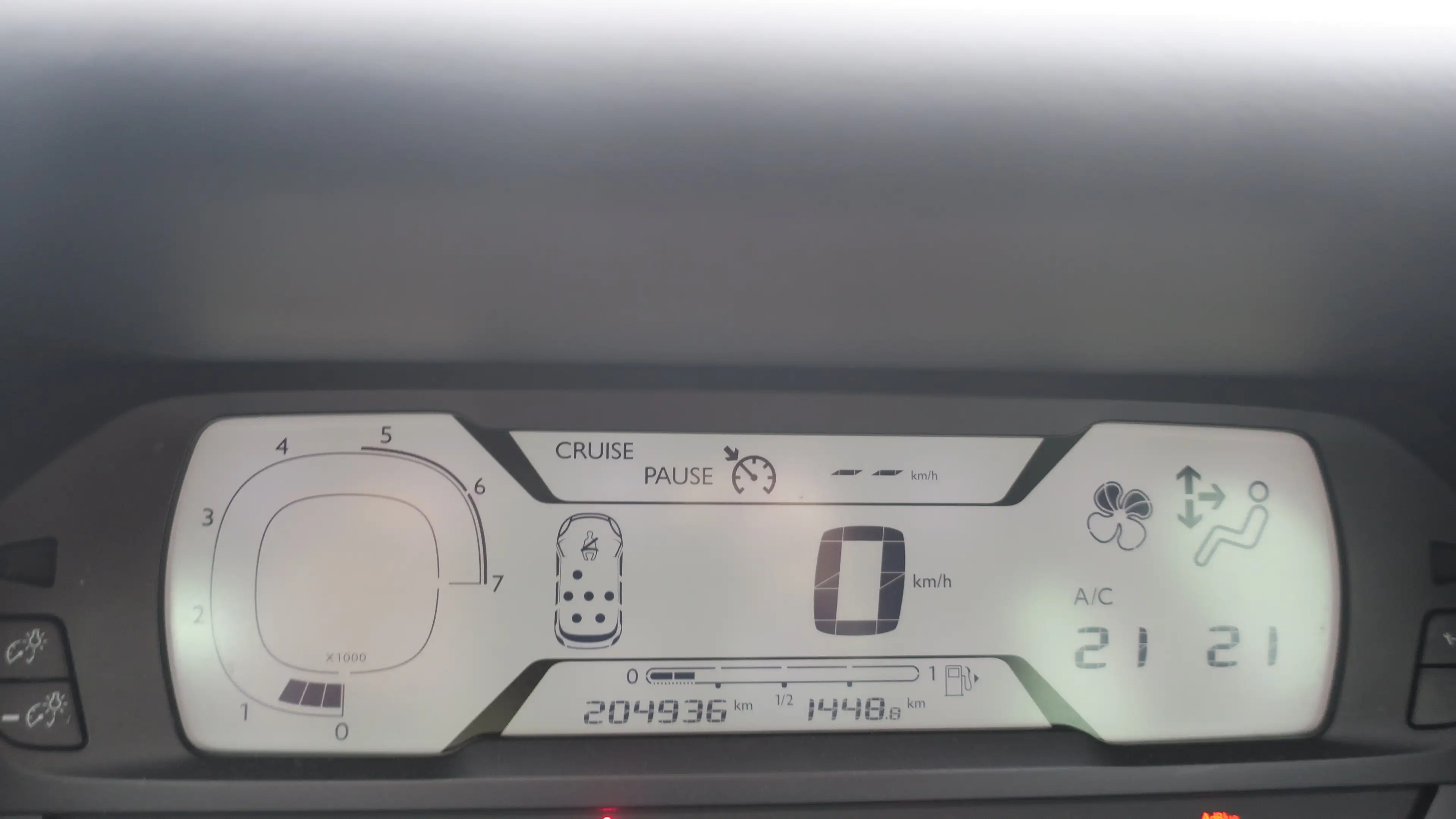 Citroen C4 Picasso C4 Picasso e-HDi 115 Business Class — photo 13