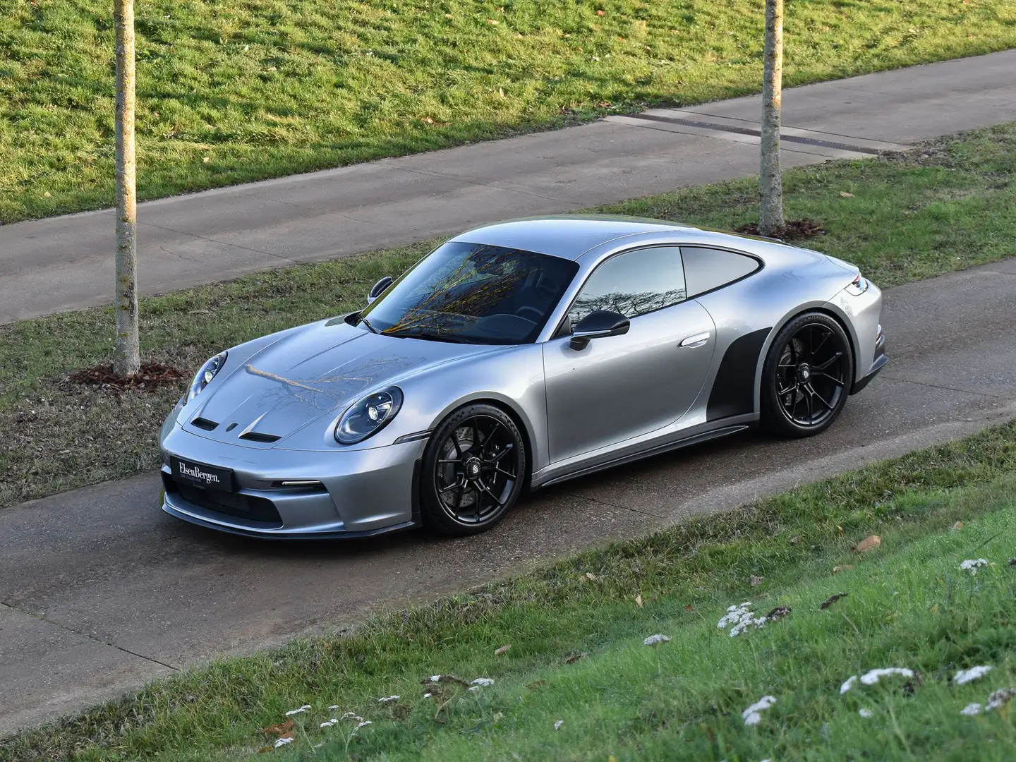 Porsche 992 GT3 Touring / GT Silver / Carbon Parts + Buckets Silber - 1