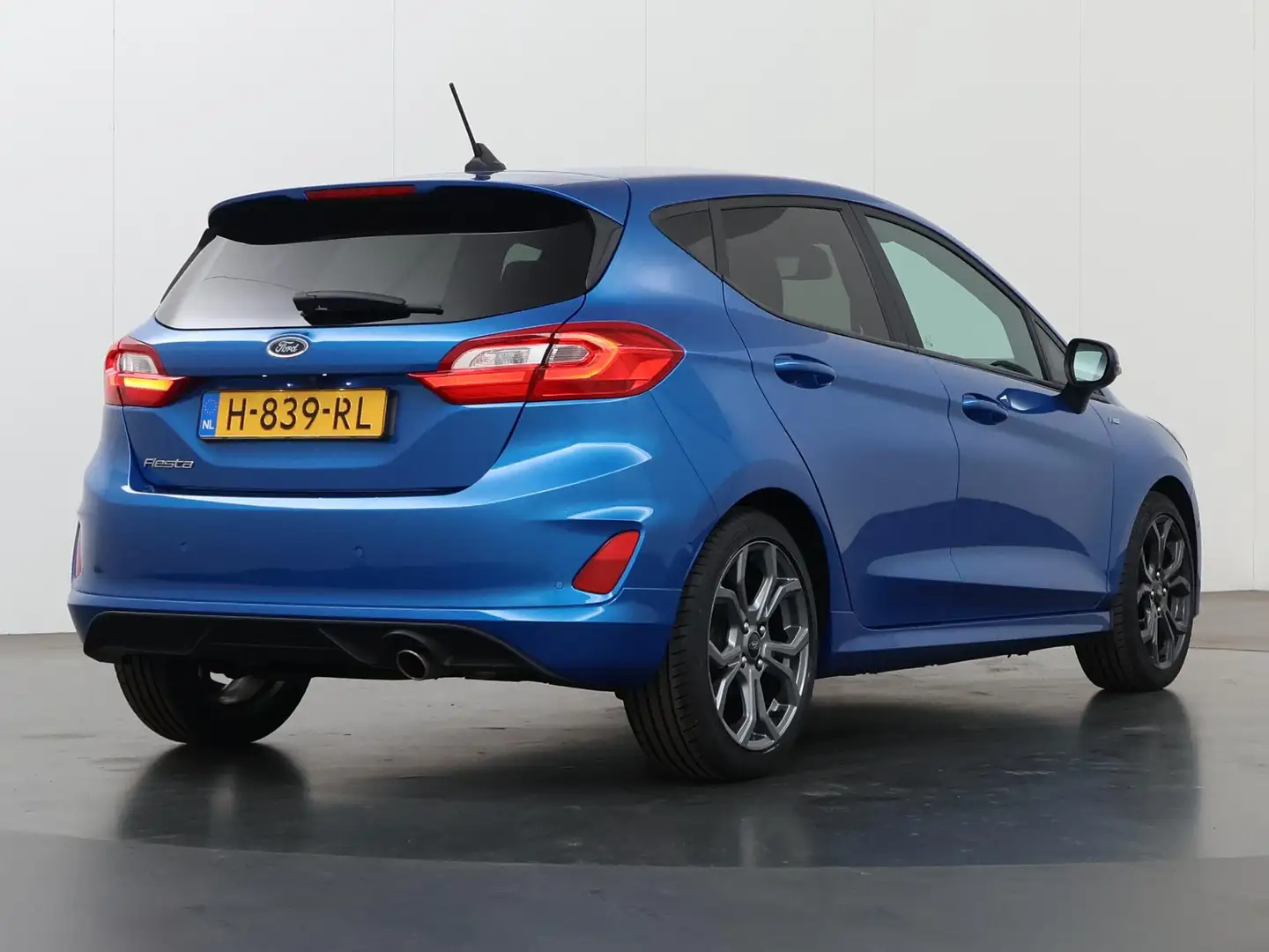 Ford Fiesta 1.0 EcoBoost ST-Line | Winterpakket | Parkeercamer Bleu - 2