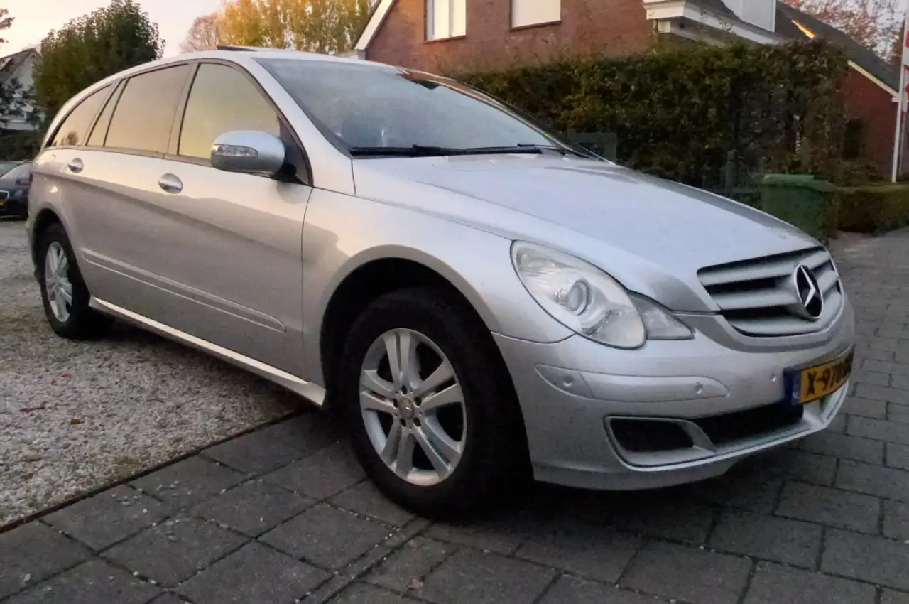 Mercedes-Benz R 350
