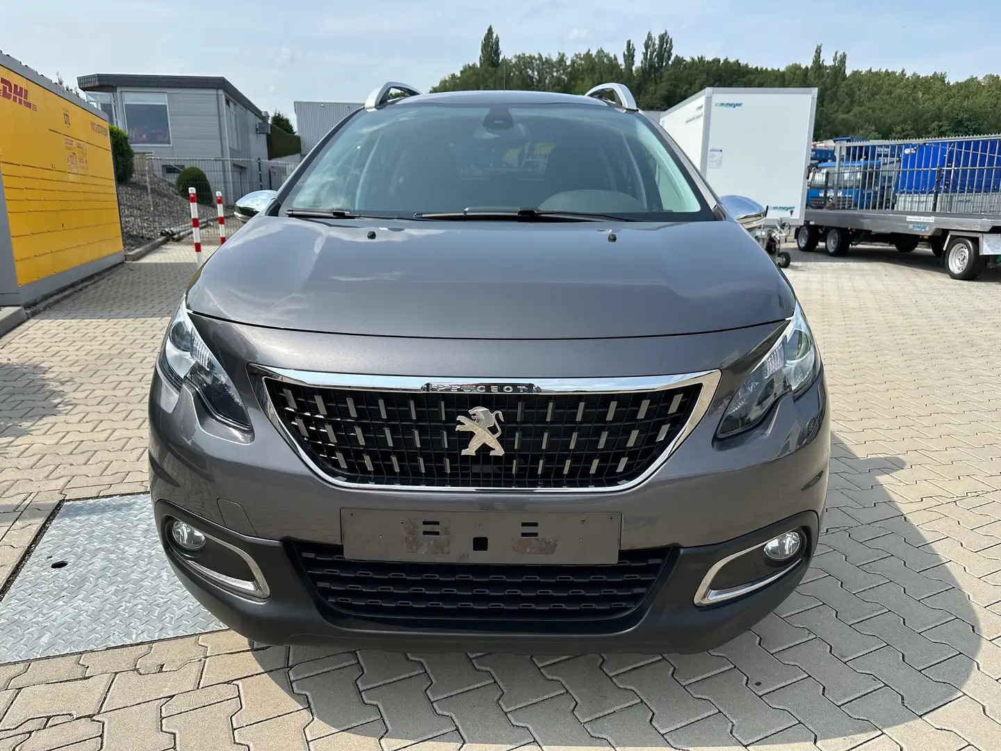 Peugeot 2008 Style Navi Grijs - 2