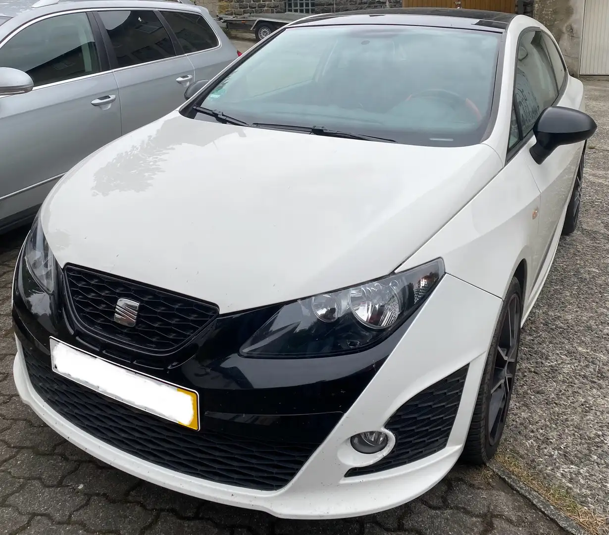 SEAT Ibiza * Cupra * Euro 5 * TÜV Neu * Automatik DSG * FR * Weiß - 2