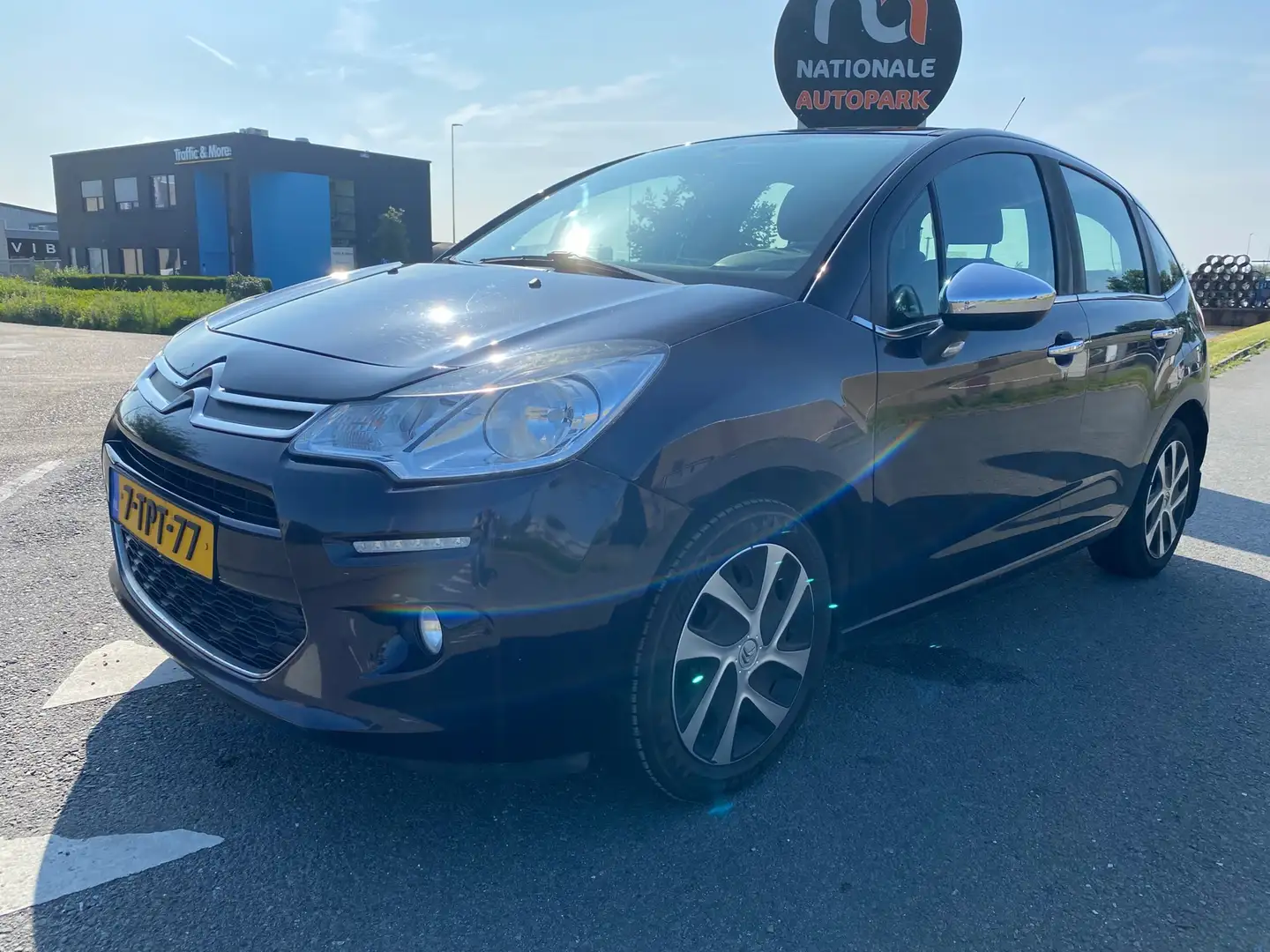 Citroen C3 2014 * 1.6 e-HDi Collection * LMV * AIRCO * LED * Blauw - 1