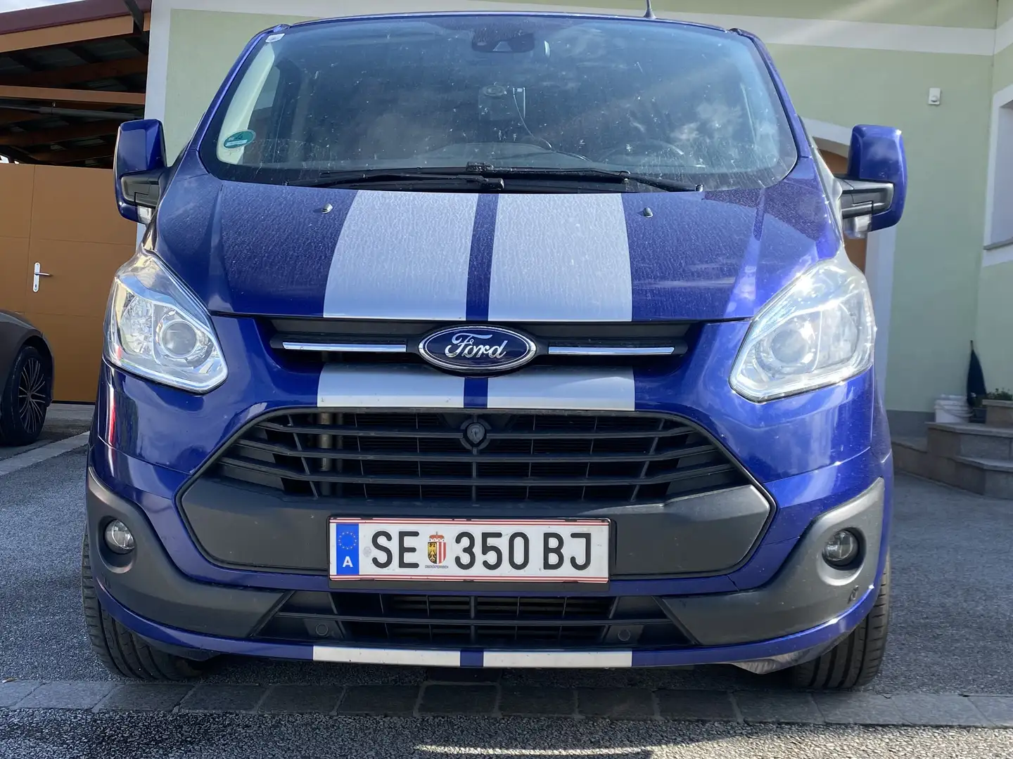 Ford Transit Custom Ford Transit Custom 2,9 L1/H1 Doppelkabine/Limited Albastru - 2