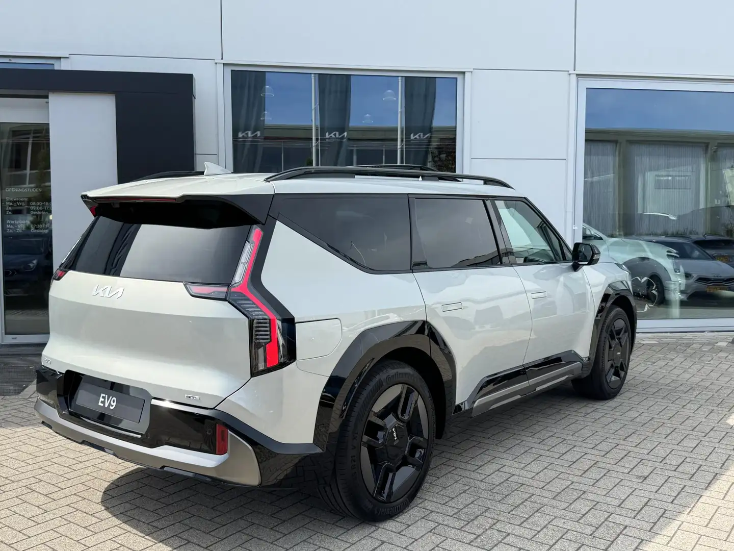 Kia EV9 GT-Line AWD 99.8 kWh Leverbaar in 2025 Zwart - 2