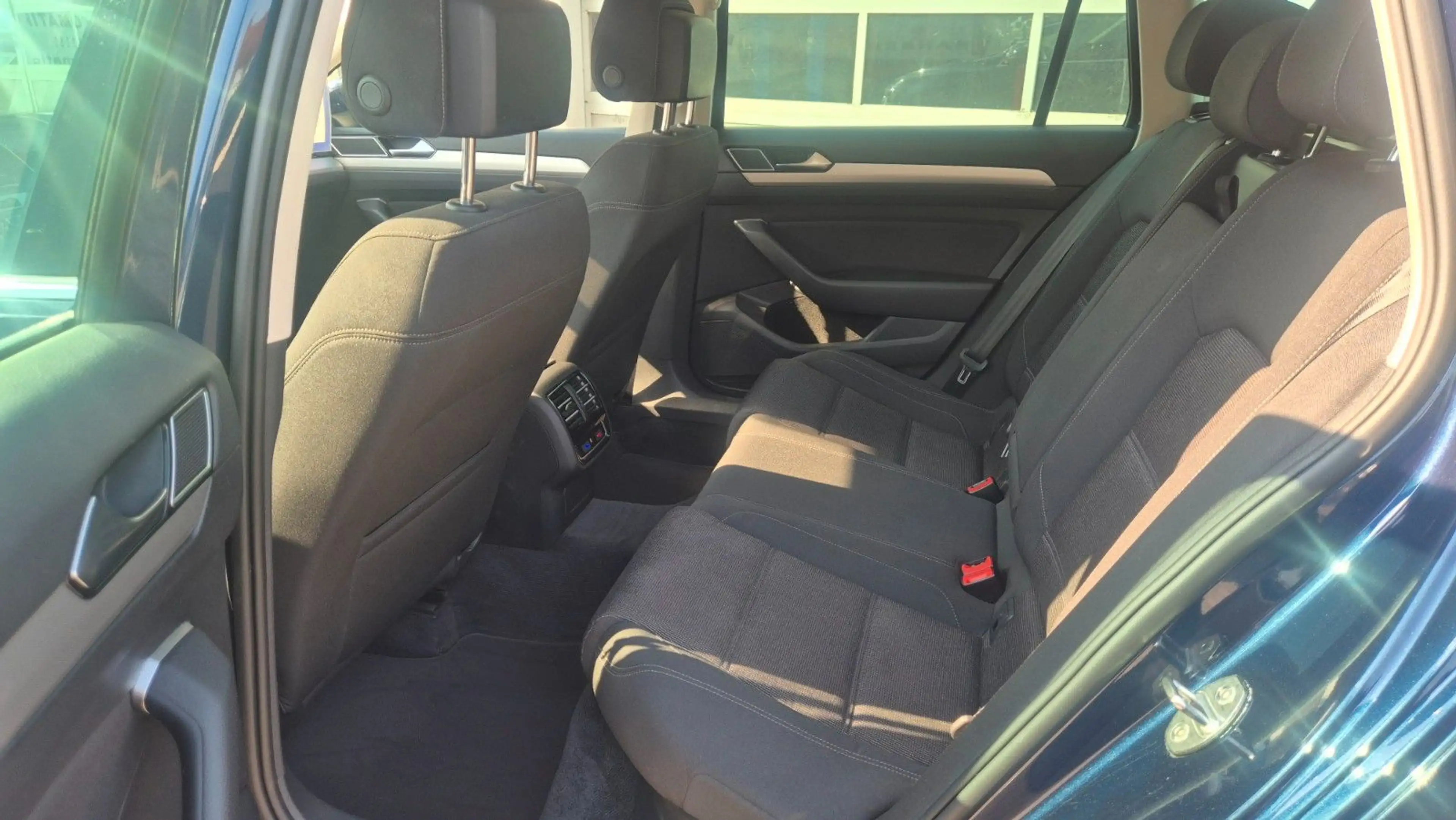 Volkswagen Passat Variant Comfortline BMT/Start-Stopp — photo 9