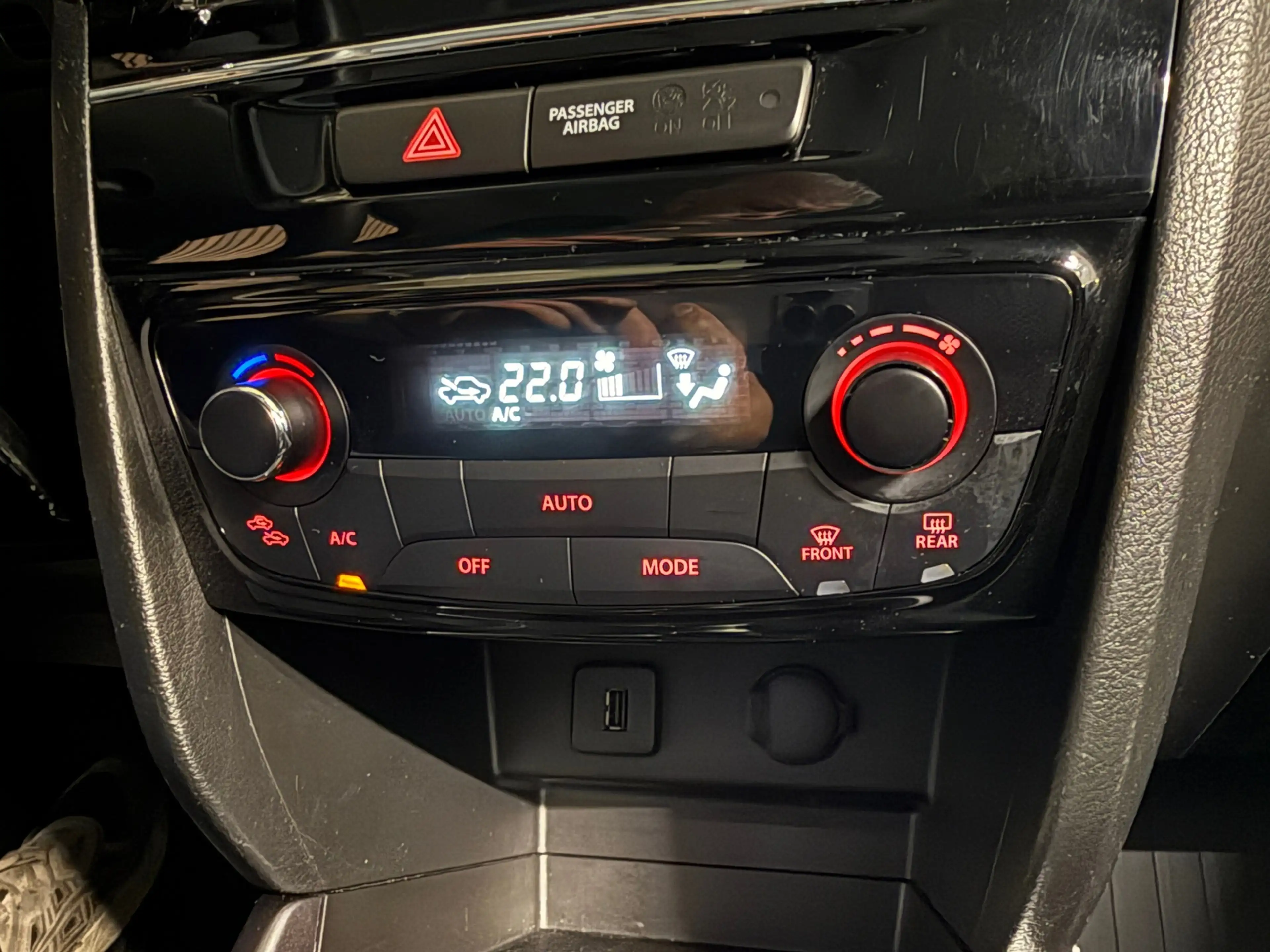 Suzuki Vitara 1.4 Boosterjet Select Smart Hybrid AllGrip — photo 14