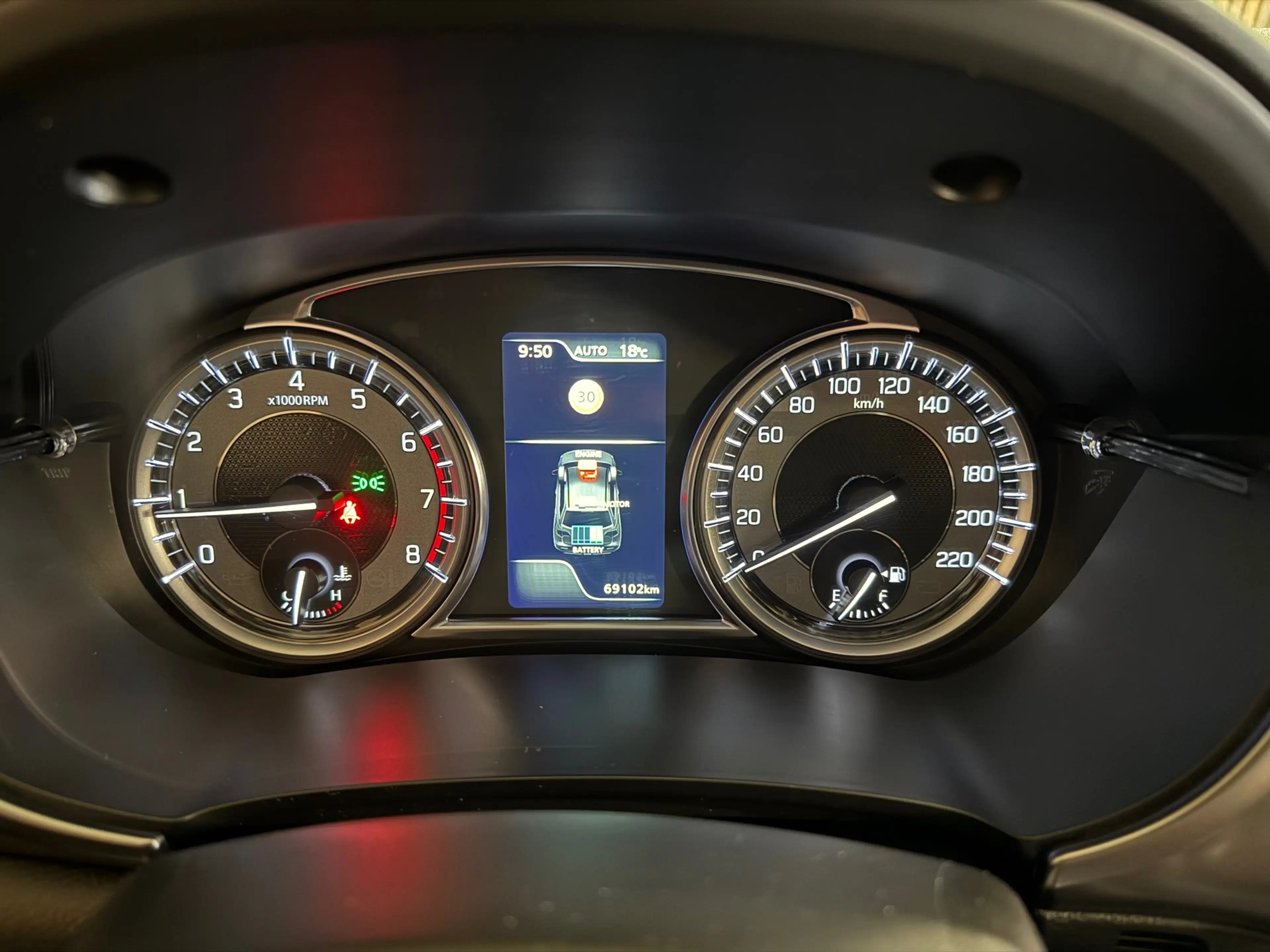 Suzuki Vitara 1.4 Boosterjet Select Smart Hybrid AllGrip — photo 12