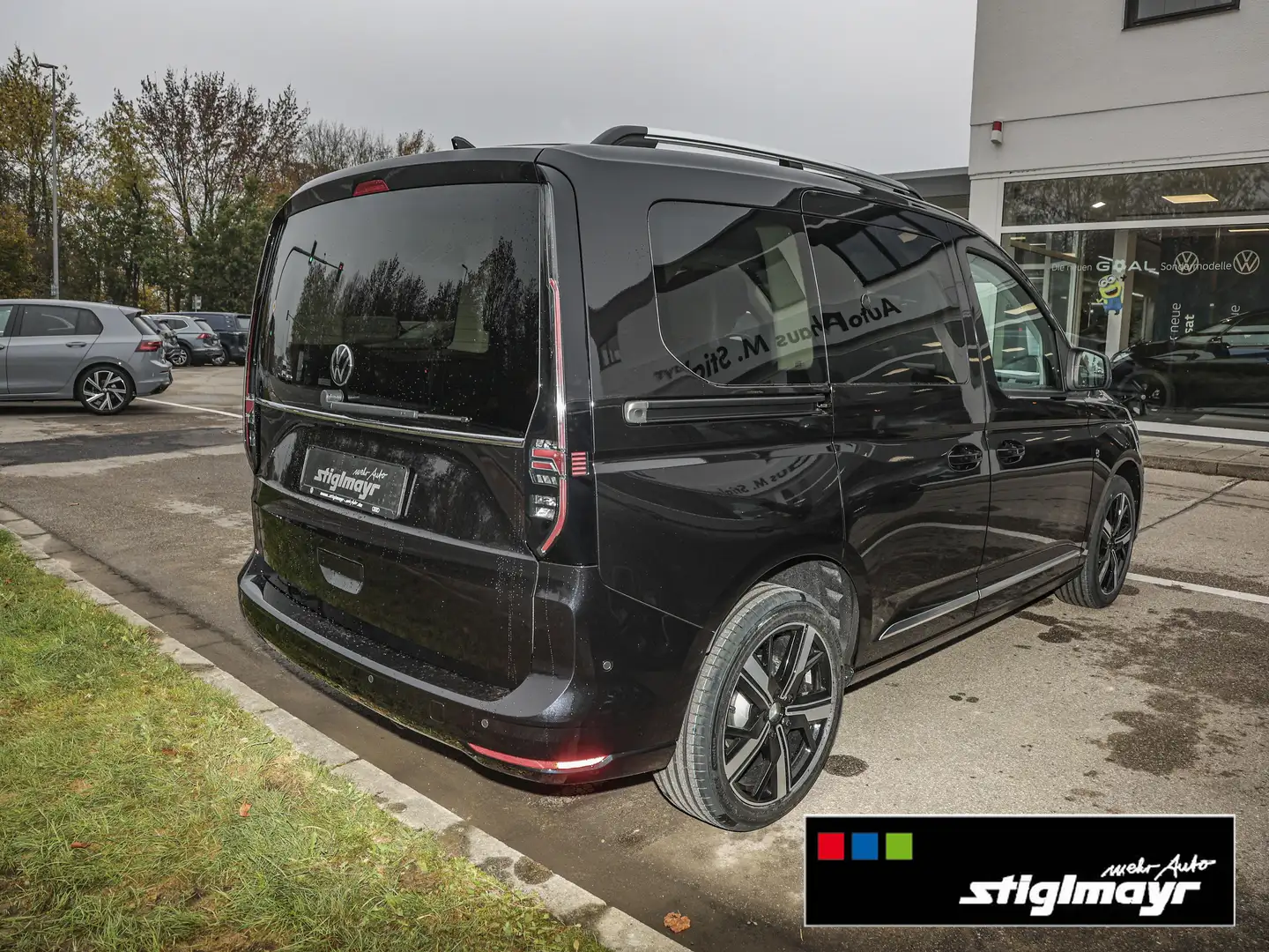 Volkswagen Caddy Style 1.5 TSI, AHK, LED, Assistenz "Plus" Schwarz - 2