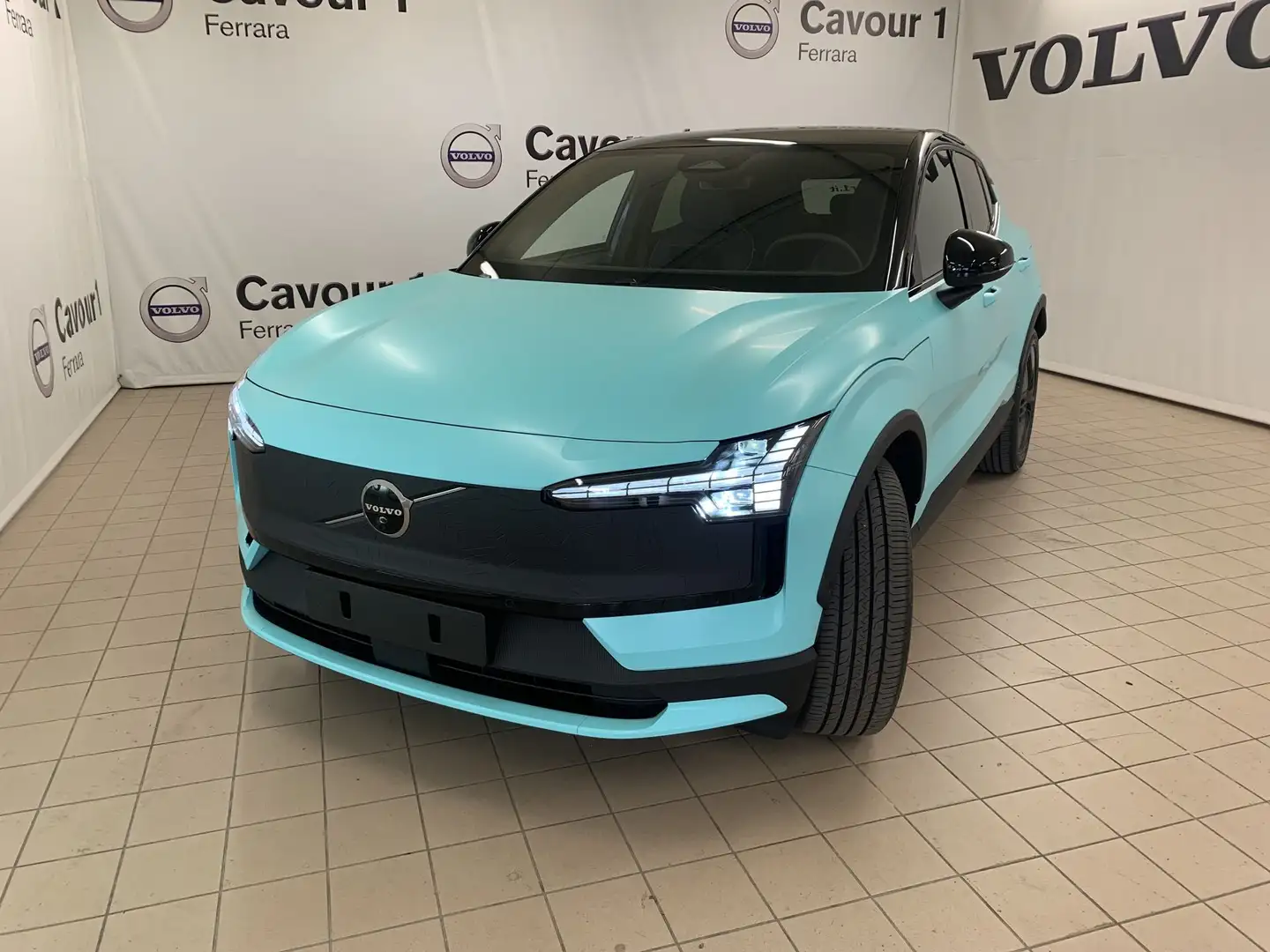 Volvo EX30 EX30 Cross Country Twin Motor Performance AWD Ul - 2