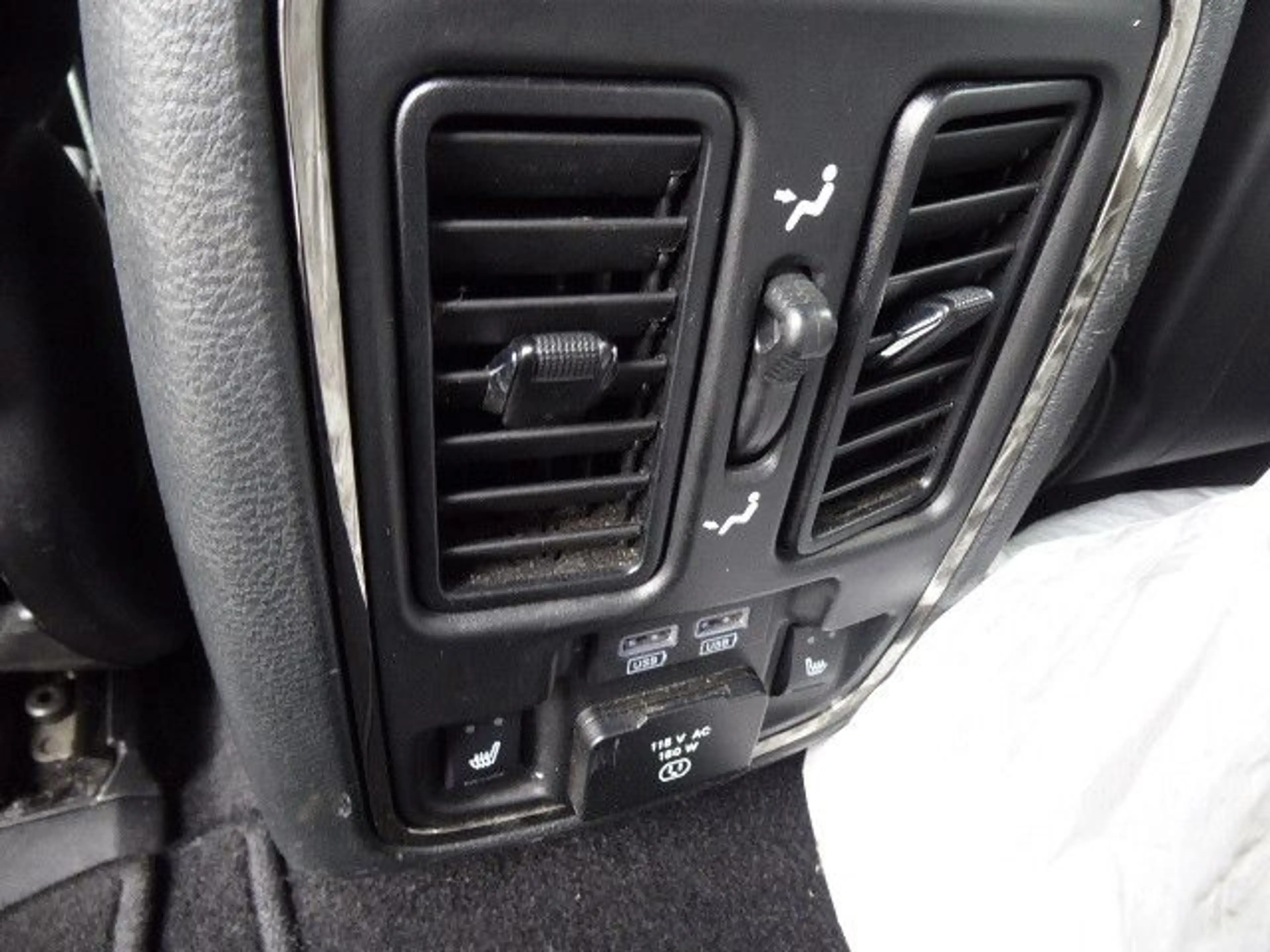Dodge Durango — photo 10