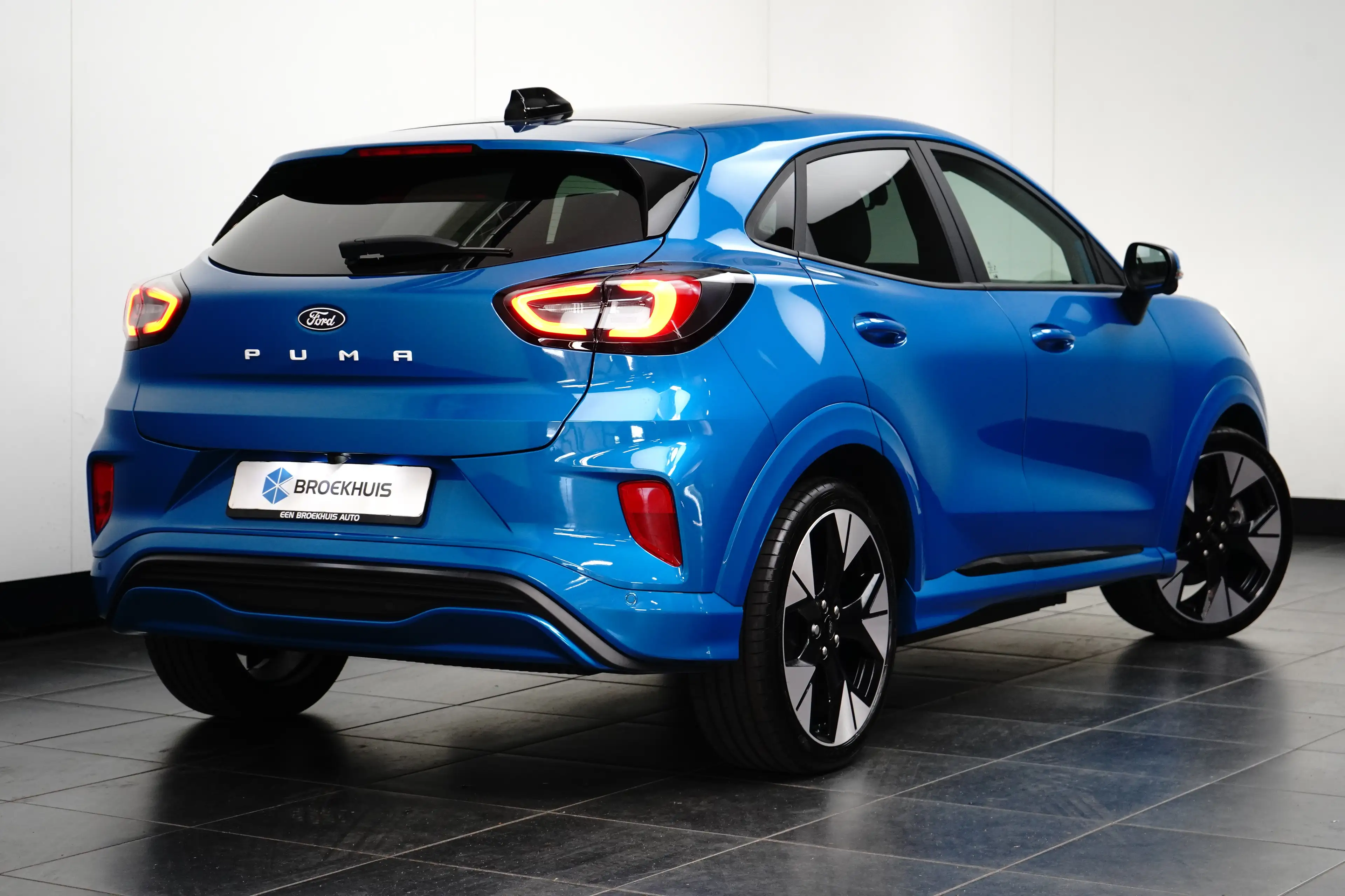 Ford Puma Gen-E Premium 44 kWh | Panoramdak | Leder | Adaptieve cr — photo 4