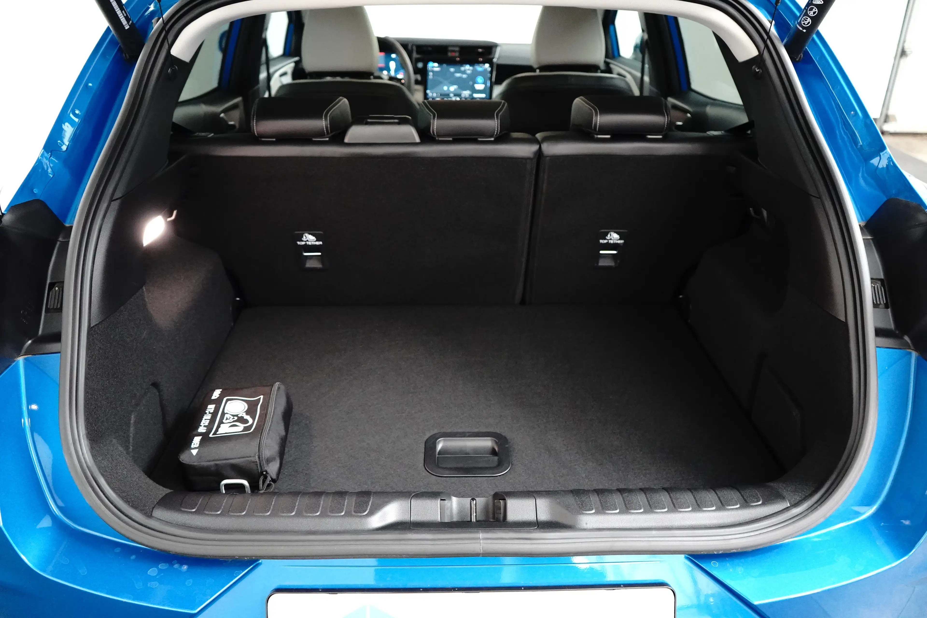 Ford Puma Gen-E Premium 44 kWh | Panoramdak | Leder | Adaptieve cr — photo 15