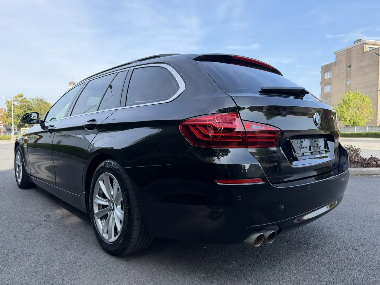 BMW 518