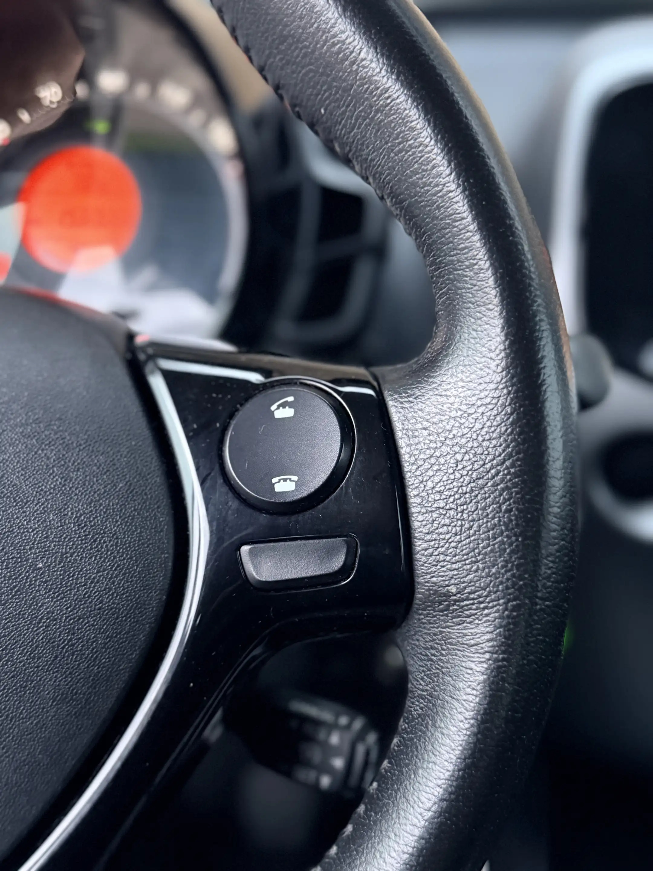 Toyota Aygo 1.0 VVT-i x-play·Carplay·Camera·Airco·Dealer ond.· — photo 19