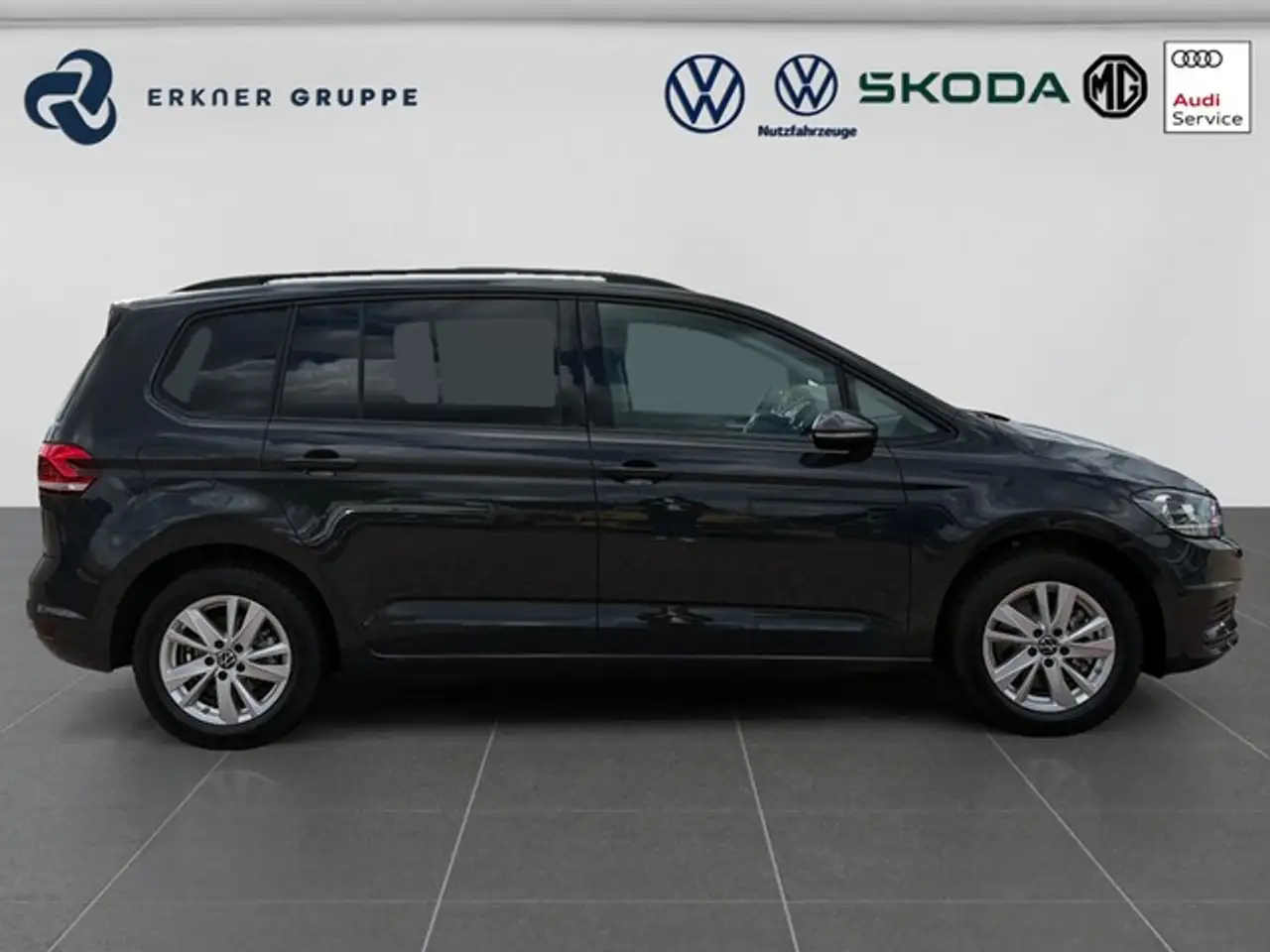 Volkswagen Touran 1.5TSI DSG Comfortline 6