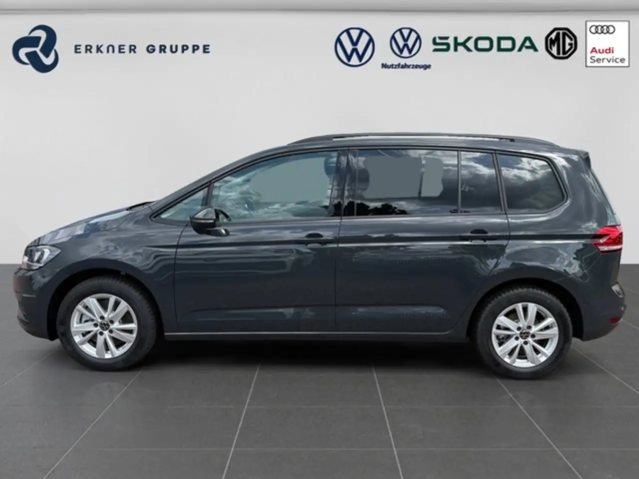 Volkswagen Touran 1.5TSI DSG Comfortline 2