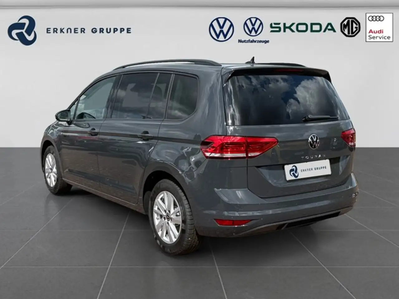 Volkswagen Touran 1.5TSI DSG Comfortline 3