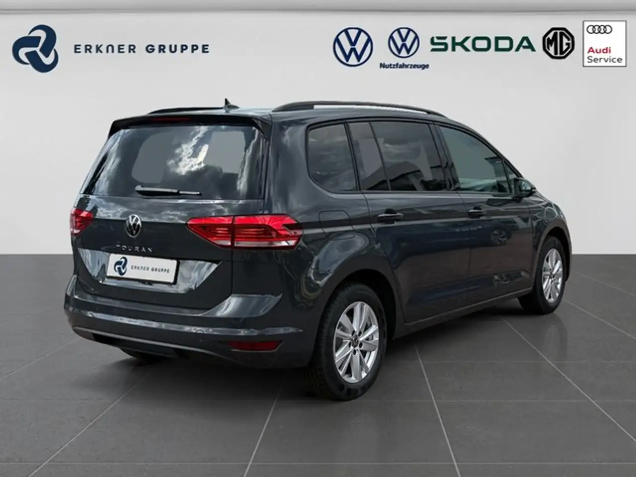 Volkswagen Touran 1.5TSI DSG Comfortline 5