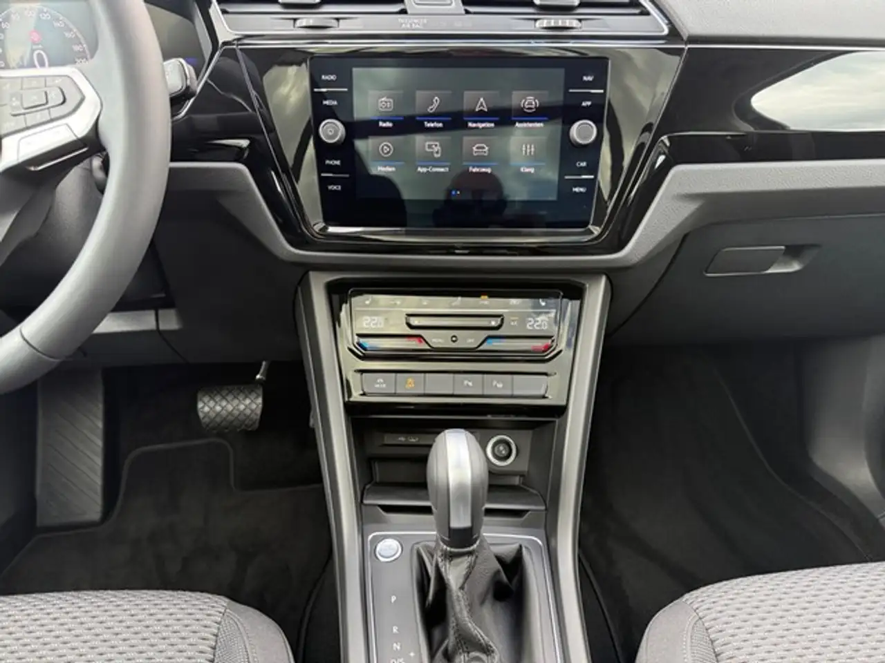 Volkswagen Touran 1.5TSI DSG Comfortline 15