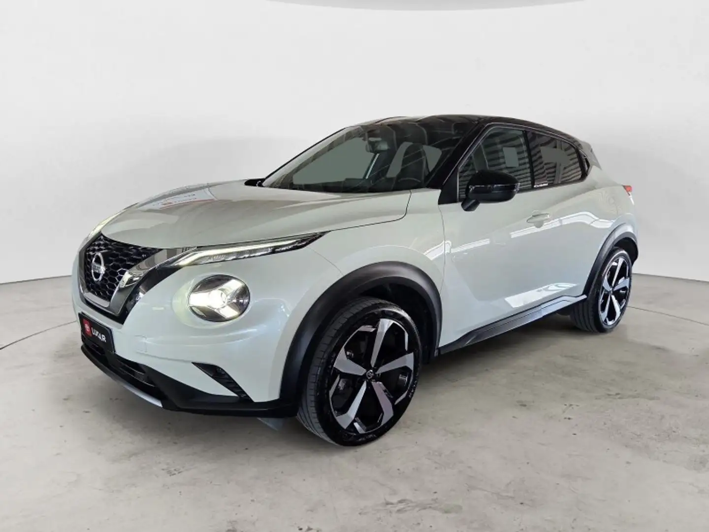 Nissan Juke 1.0 DIG-T 114 CV N-Connecta Bianco - 1