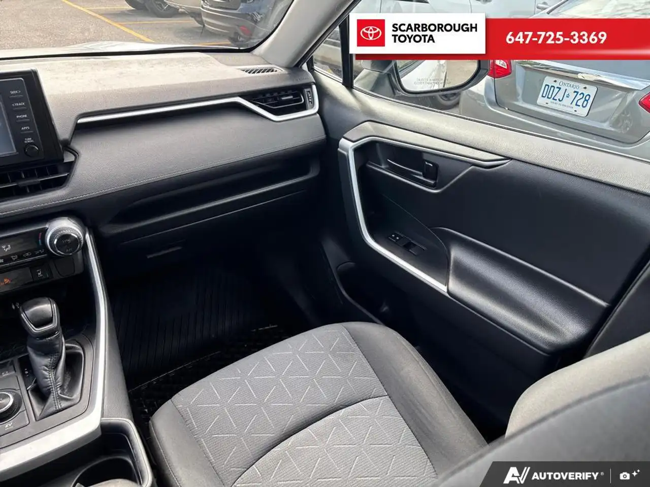 Toyota RAV 4 снимка Toyota RAV 4