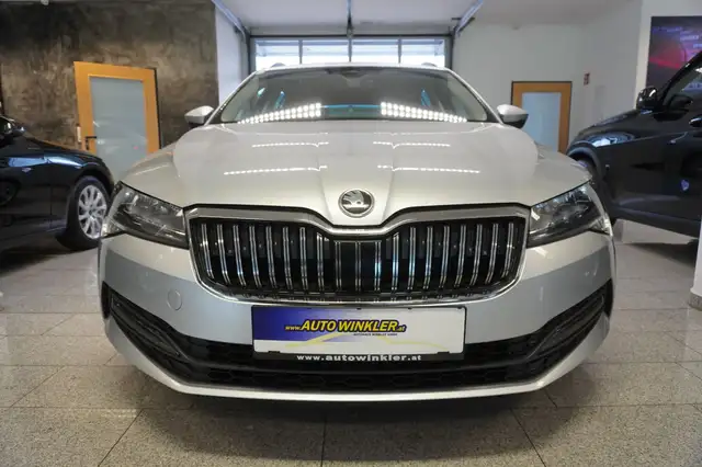 Skoda Superb view 2