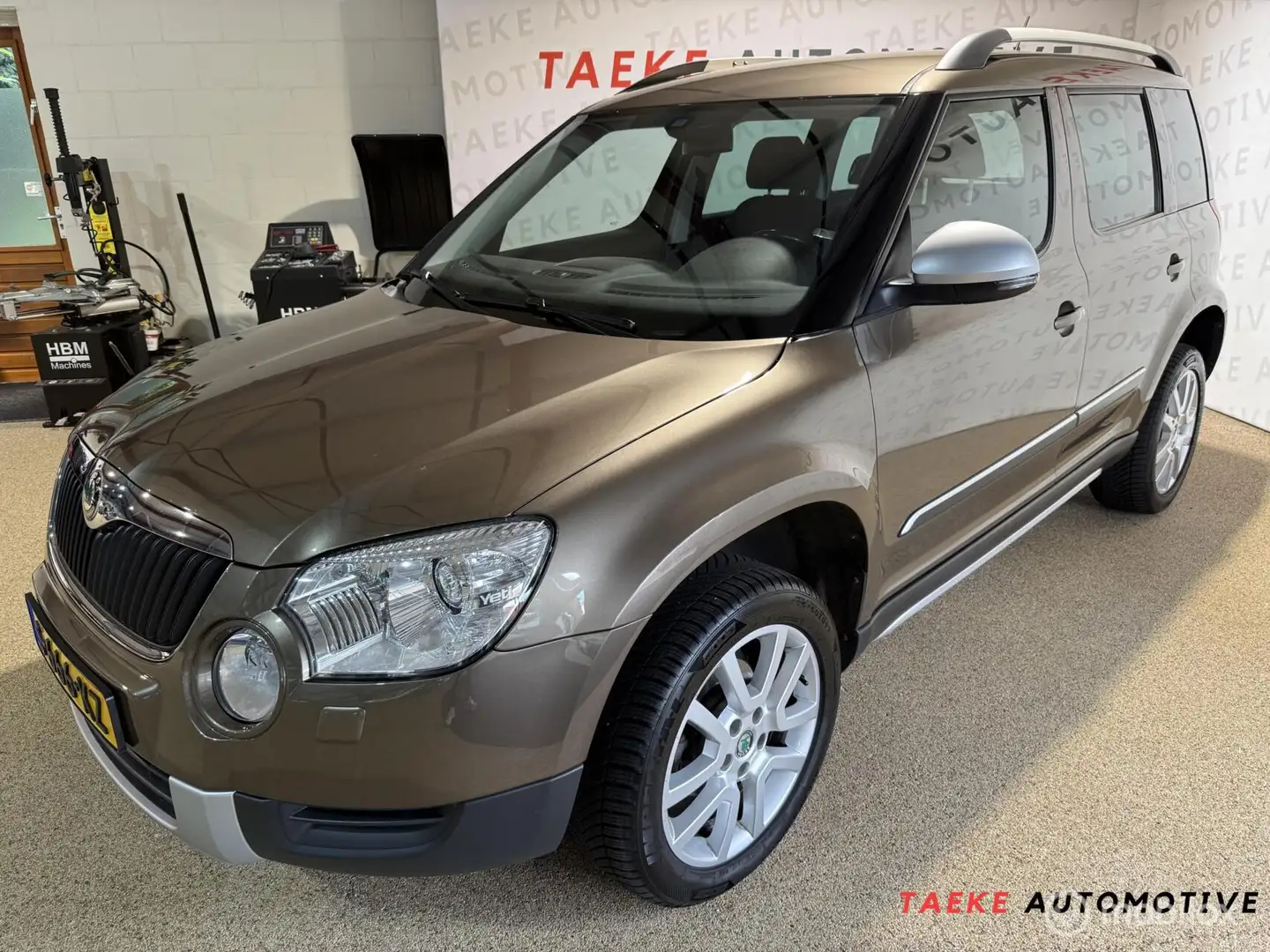 Skoda Yeti 1.4 TSI Elegance Automaat/Clima/Cruise/Stoelver Brun - 1
