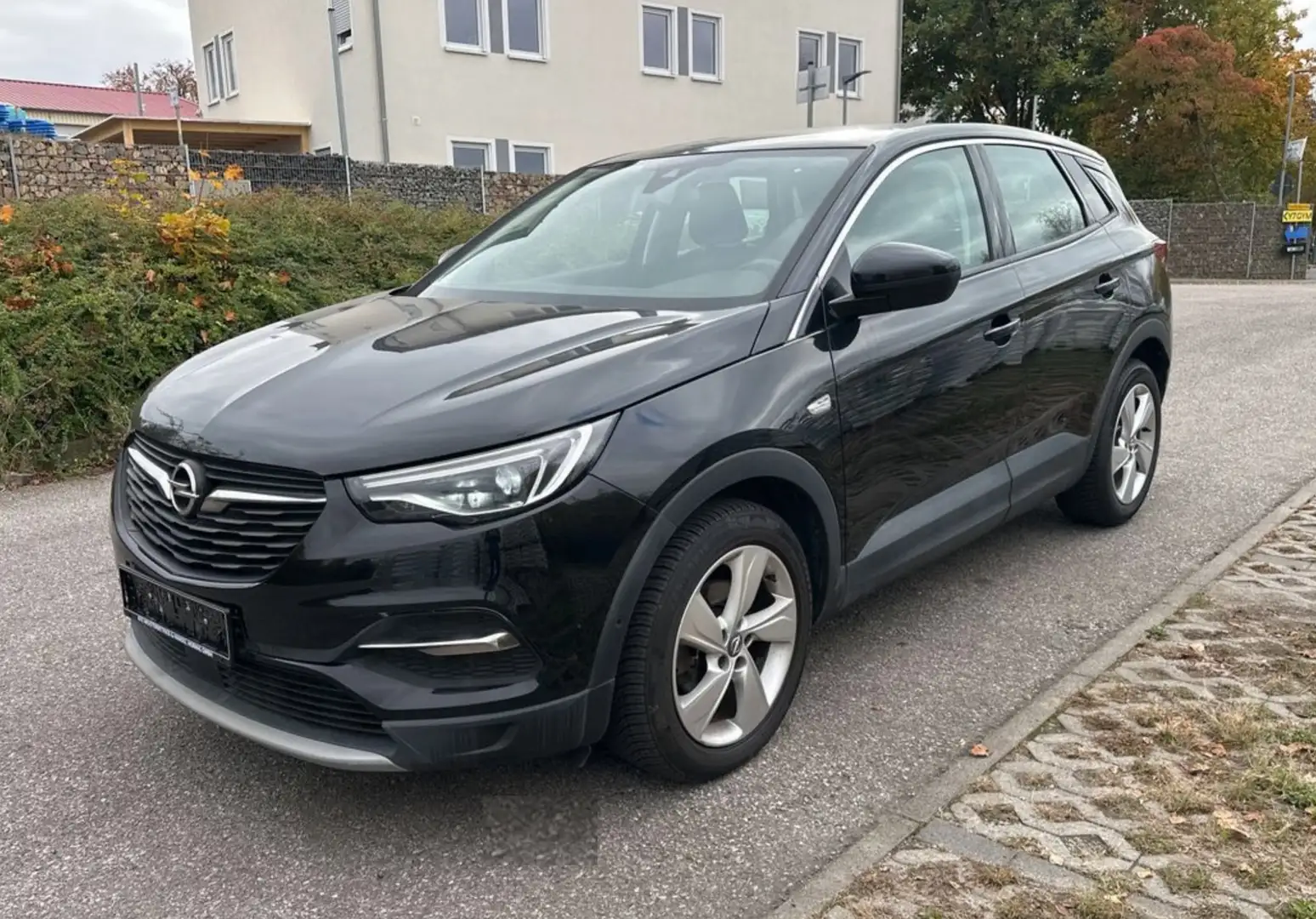 Opel Grandland X 1.2 Turbo INNOVATION Automatik (PDC-KAMERA*NAVI) Negro - 1